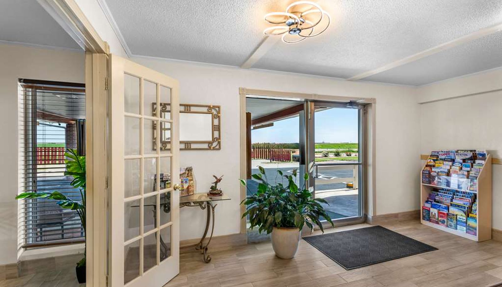Lobby - Americas Best Value Inn Belleville