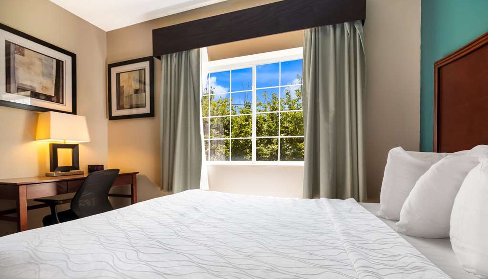 Chambre - SureStay Plus by Best Western Topeka Northwest