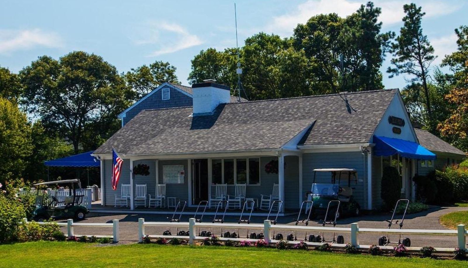 Zona exterior del hotel - Blue Rock Golf Resort