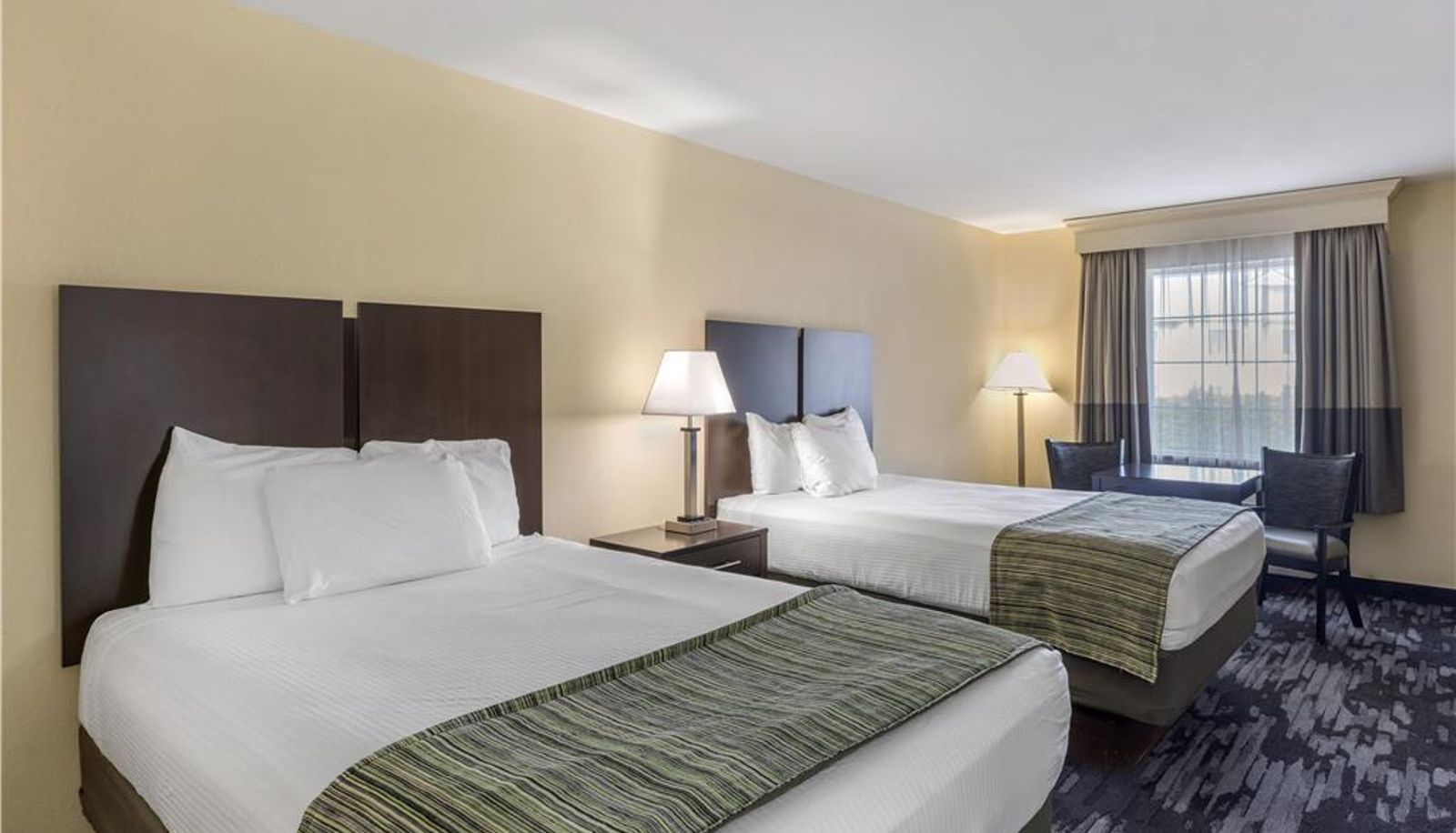 Habitación - Best Western Parkside Inn