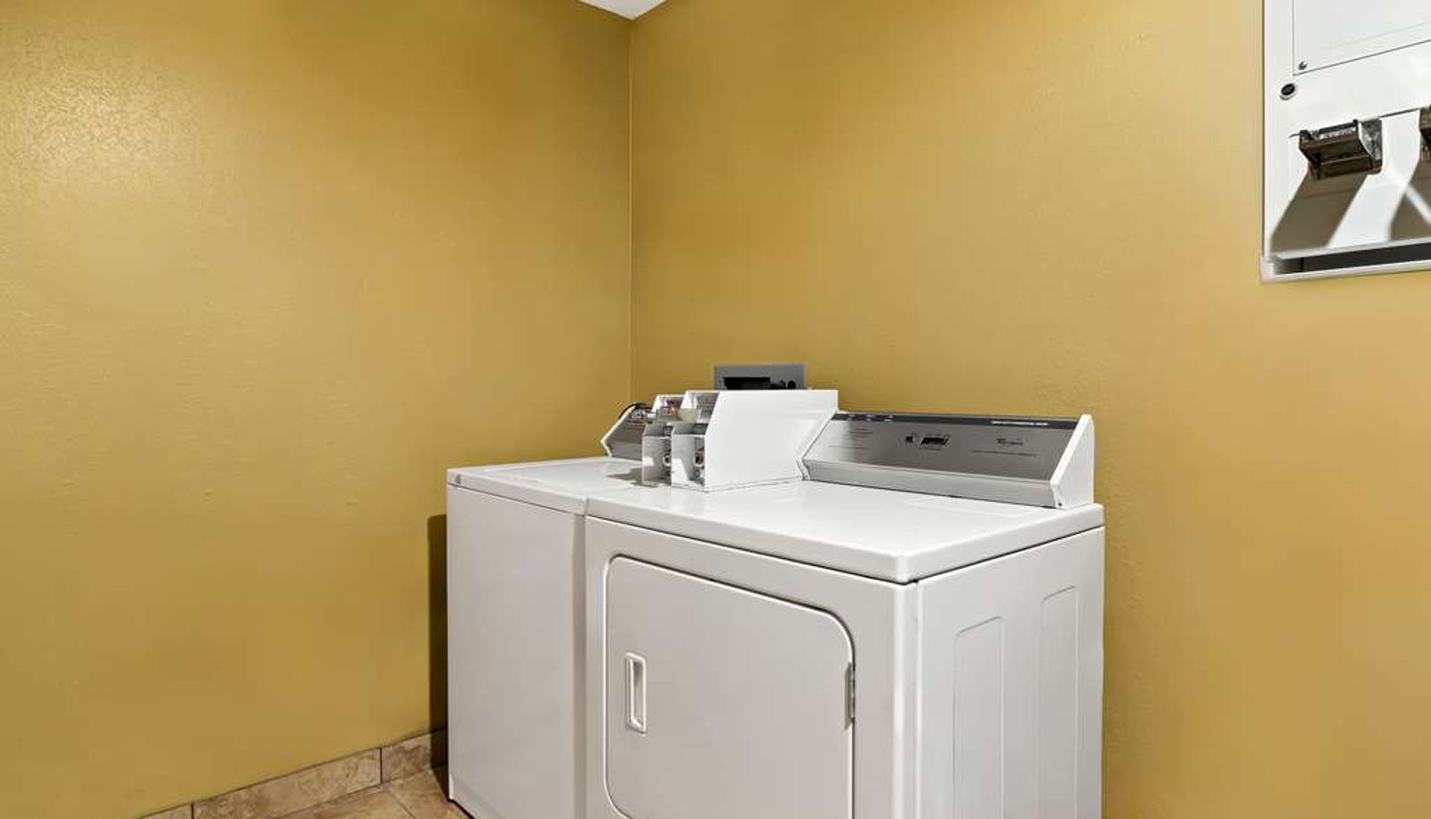 Vista interna - Best Western Paducah Inn
