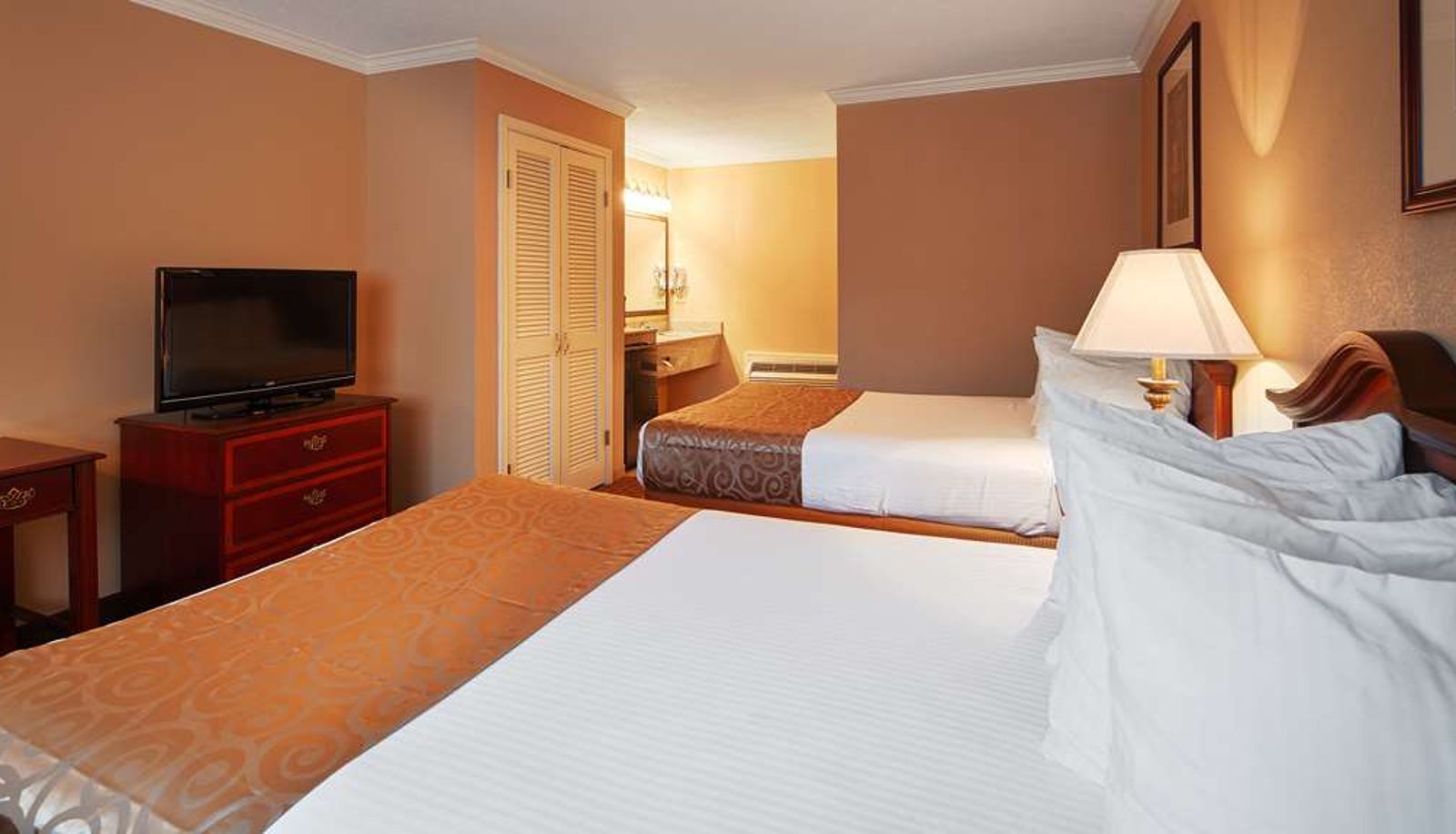 Zimmer - Best Western Forest Inn