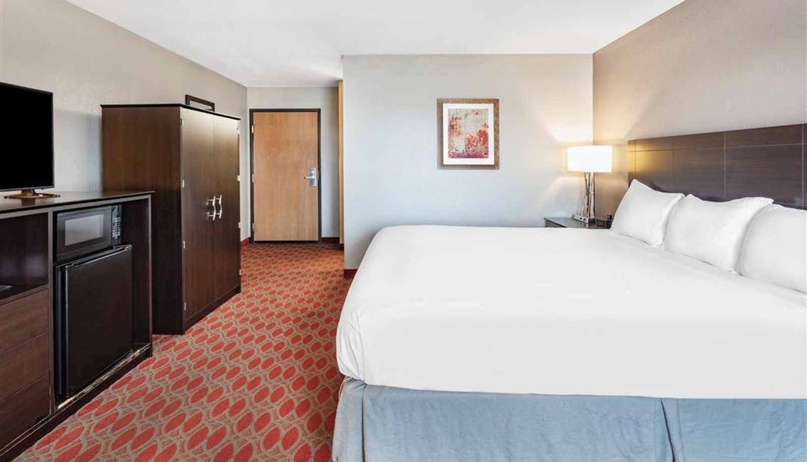 Room - Baymont by Wyndham Brooklyn Center