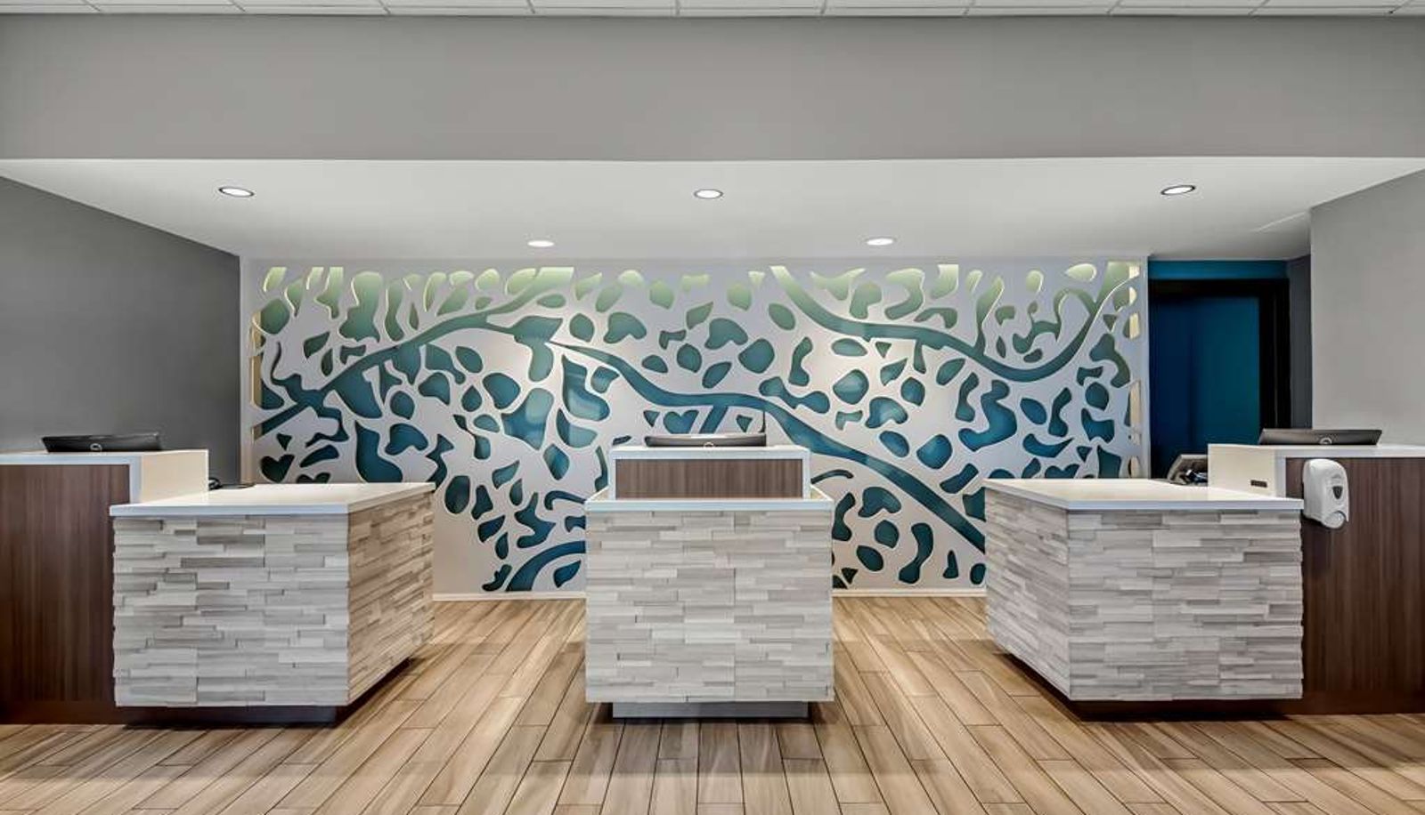 Lobby - Best Western Seaway Inn