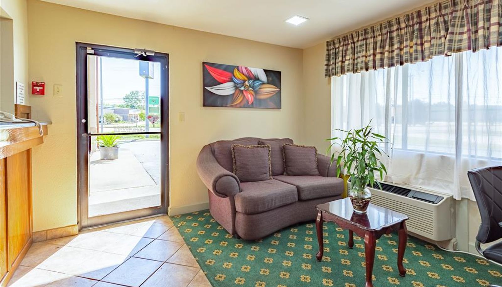 Salón - Econo Lodge Ripley