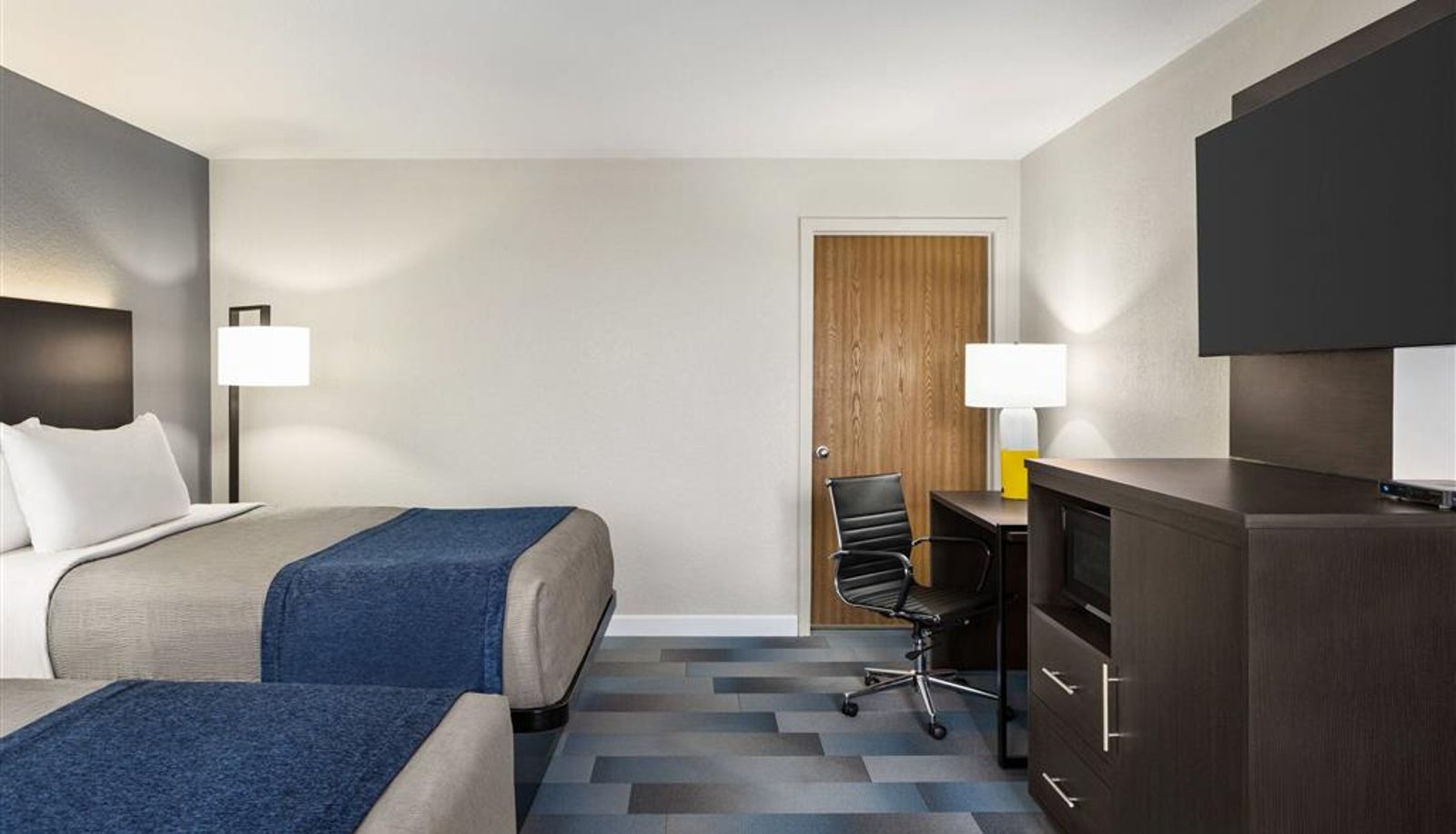 Room - Days Inn by Wyndham Chillicothe
