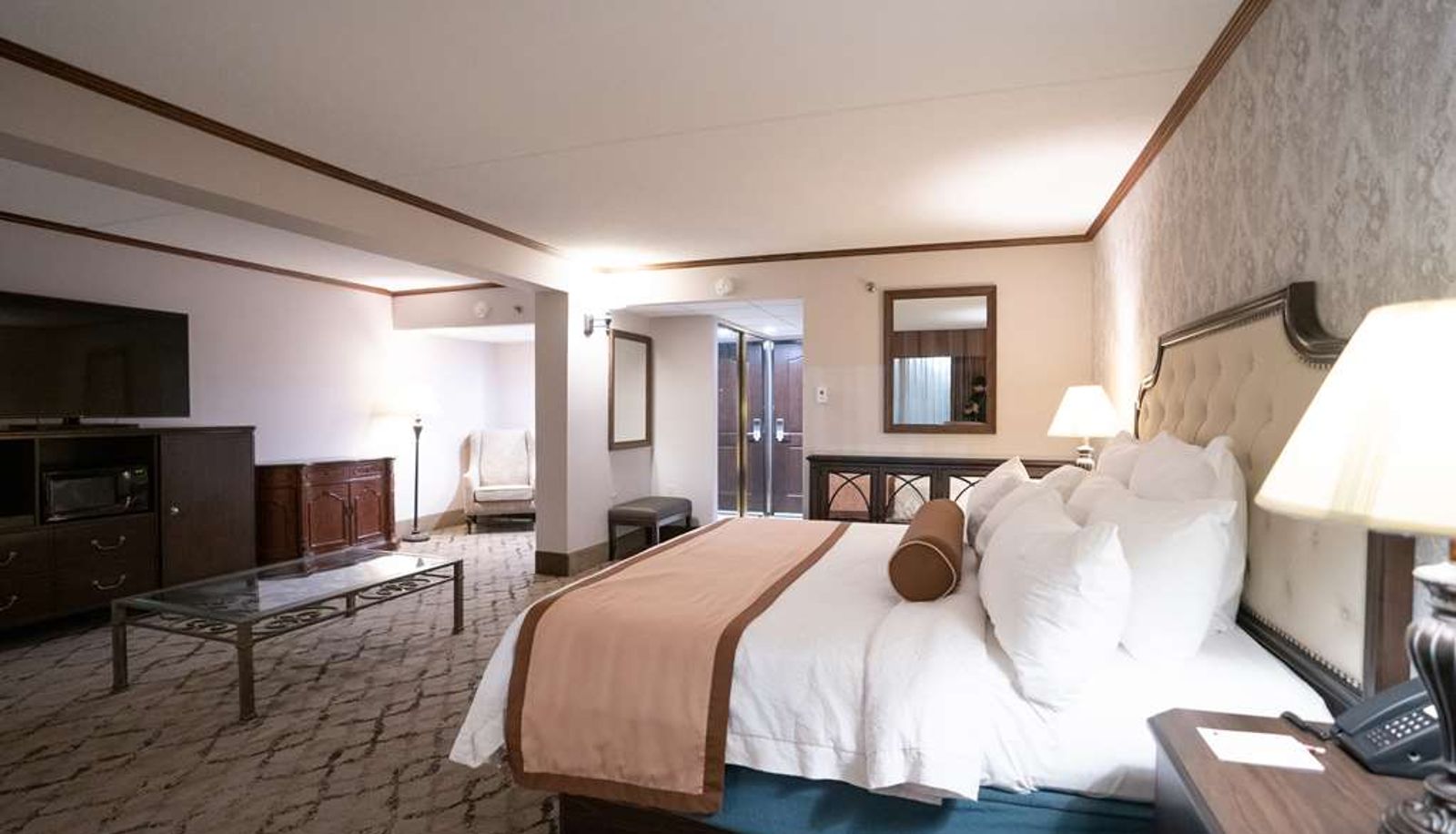 Suite - Best Western Plus Fairfield Executive Inn
