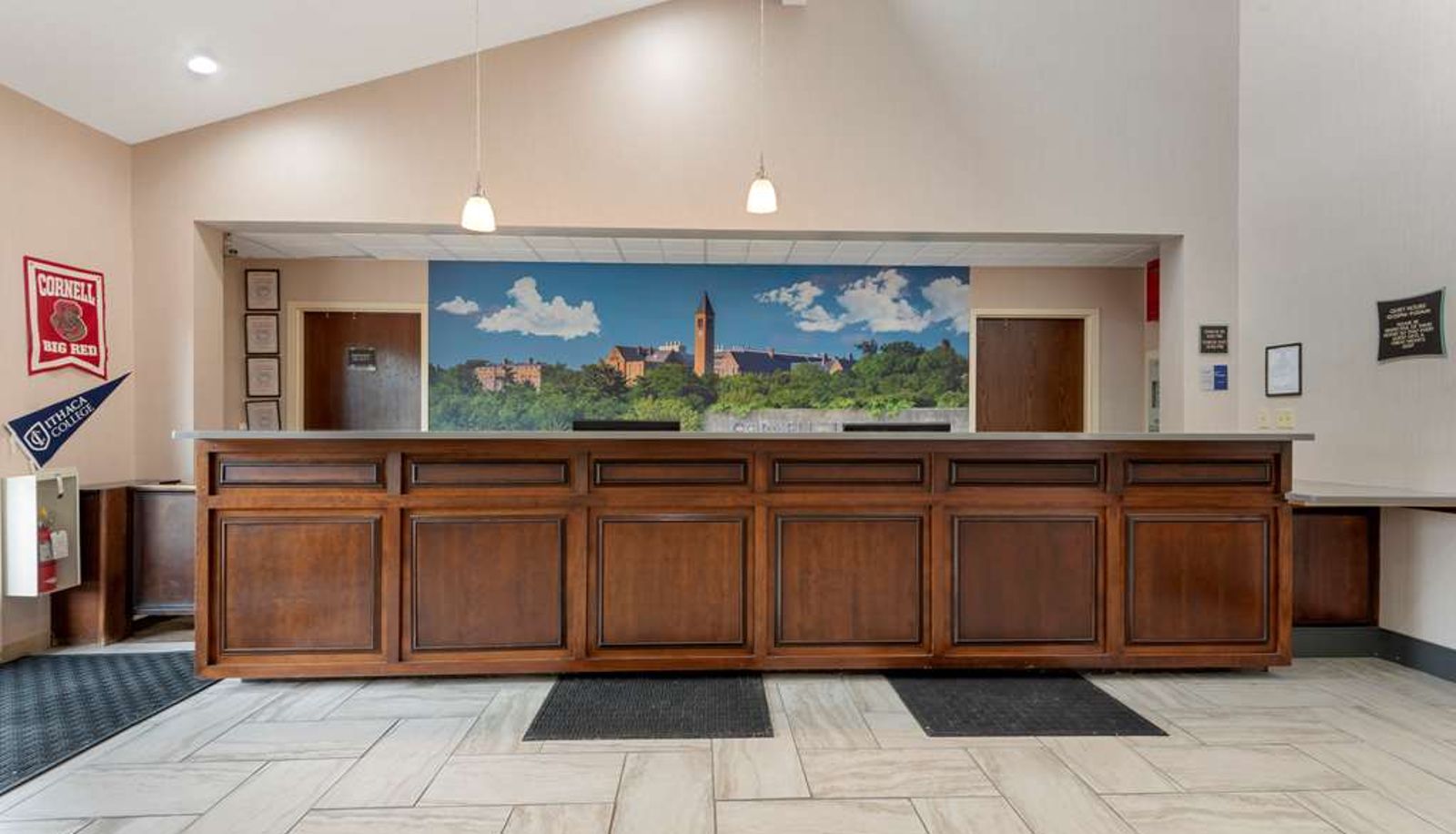 Hall - Best Western University Inn
