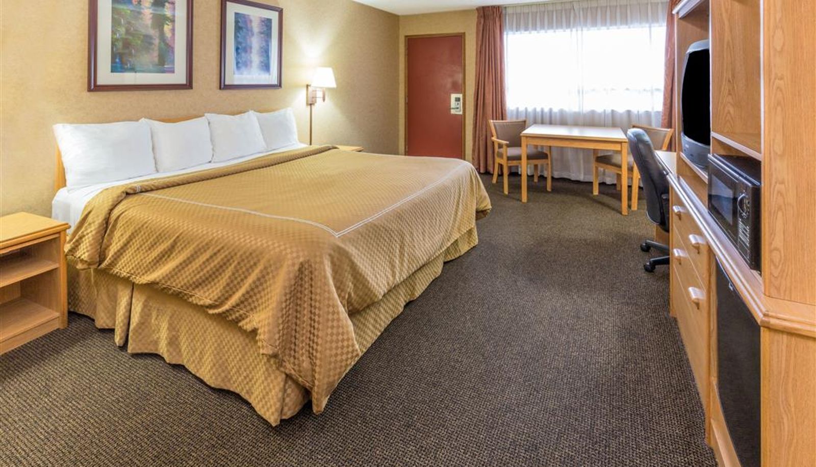 Zimmer - Days Inn by Wyndham Black Bear