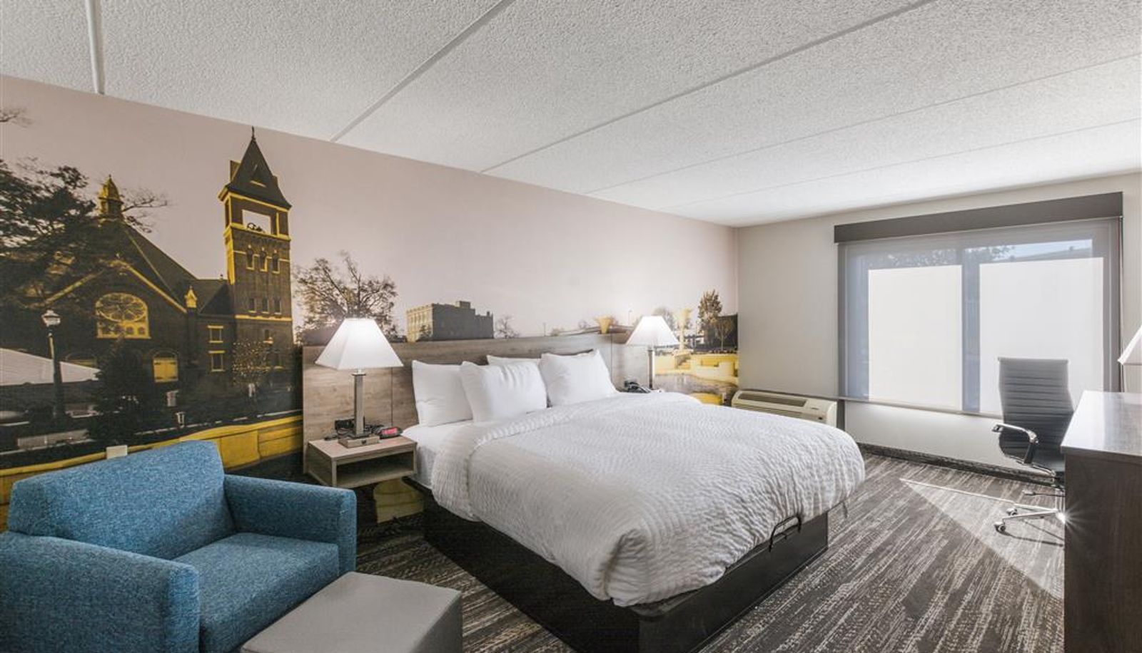 Room - Clarion Pointe Rock Hill Near University
