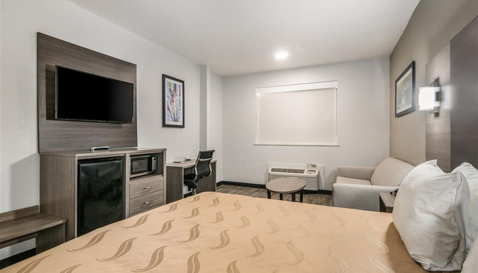 Room - Quality Inn & Suites Fort Worth - Fossil Creek