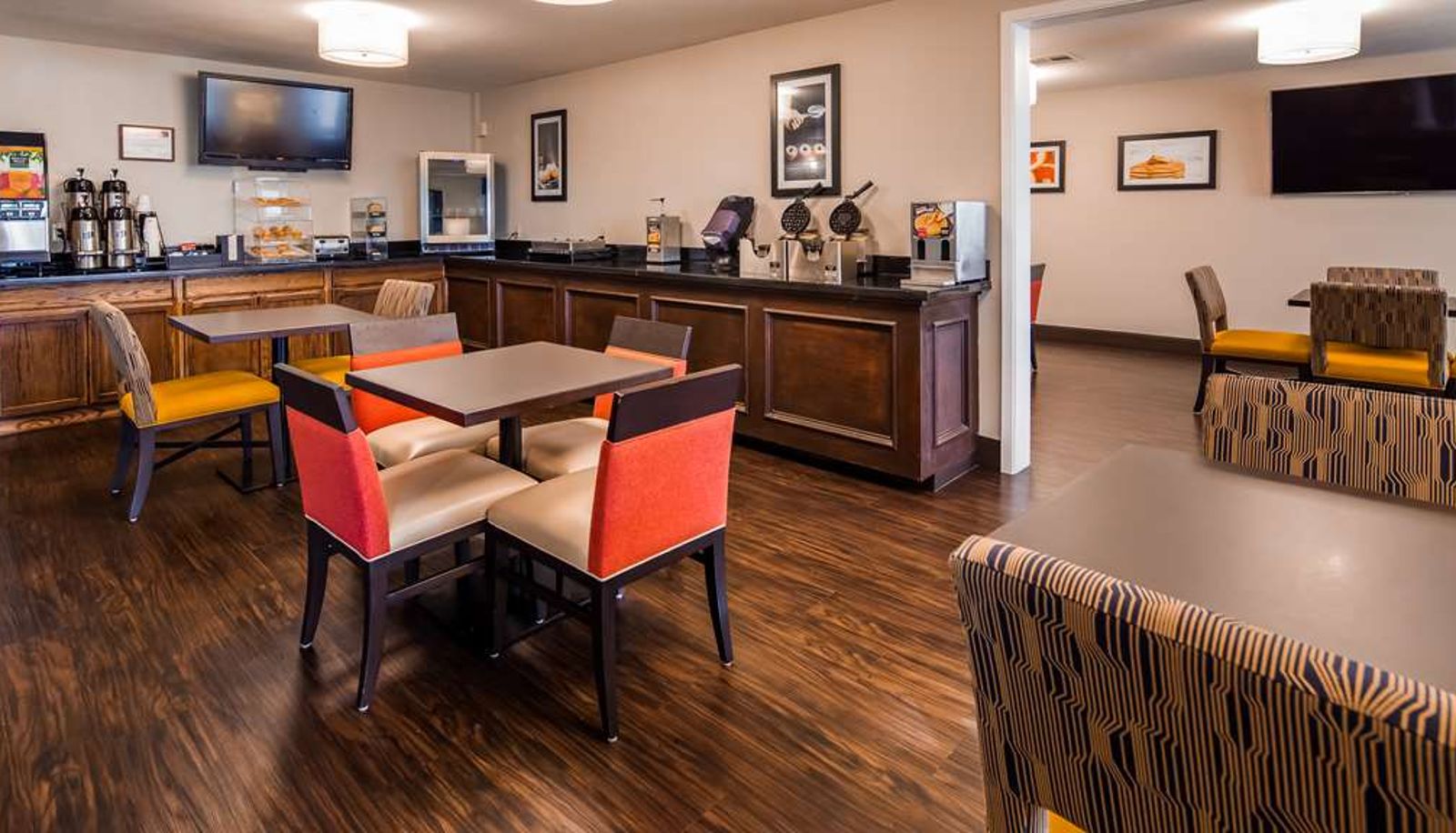 Restaurant - Best Western Inn & Suites