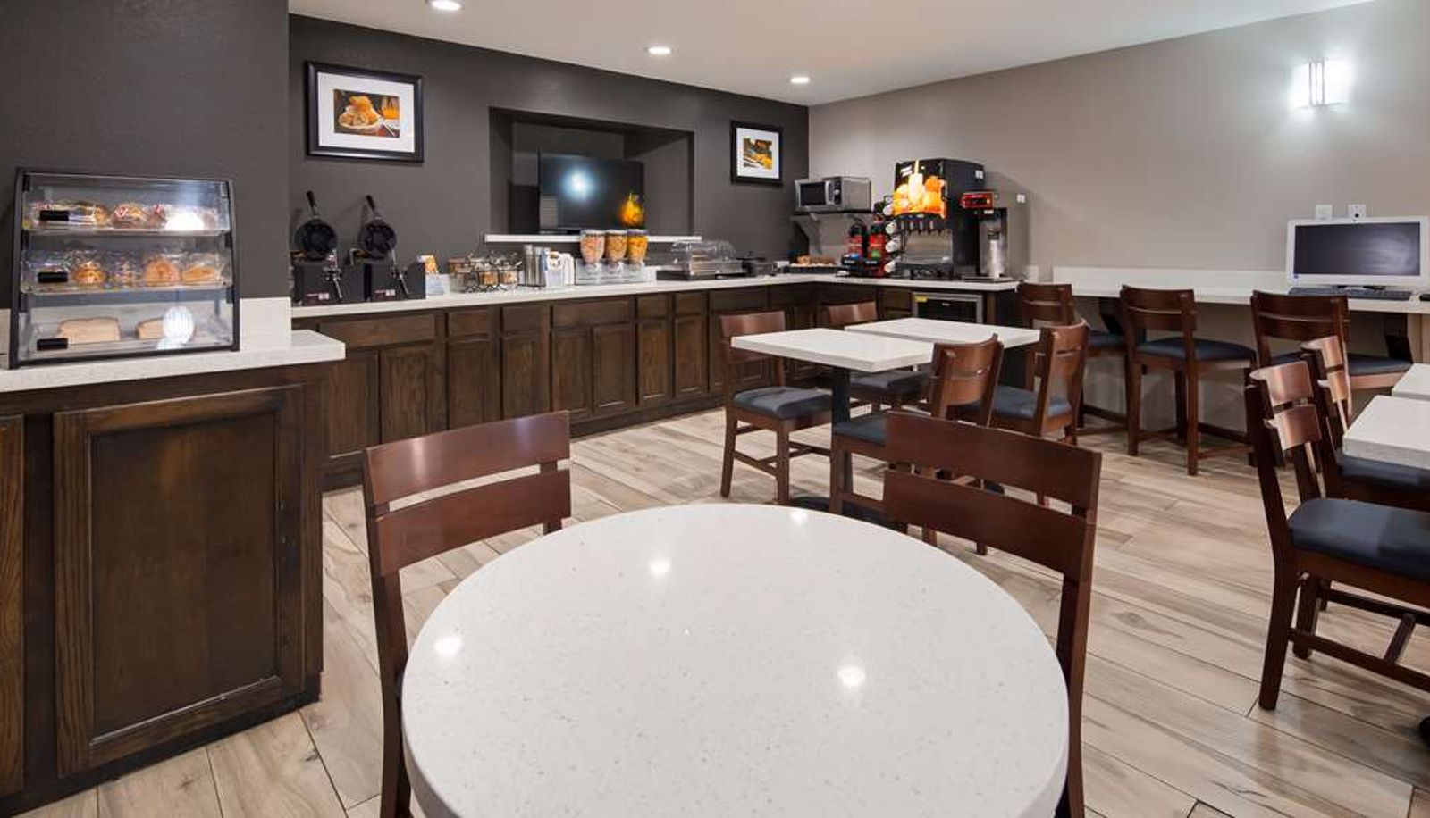 Restaurant - Best Western Executive Inn
