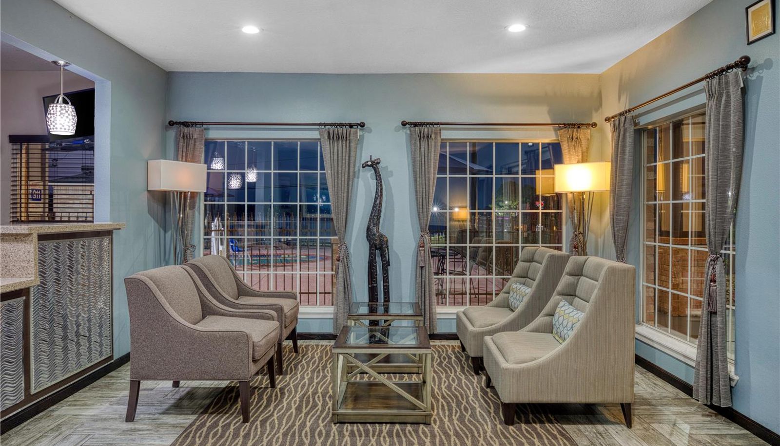Lobby - Best Western Lake Conroe Inn