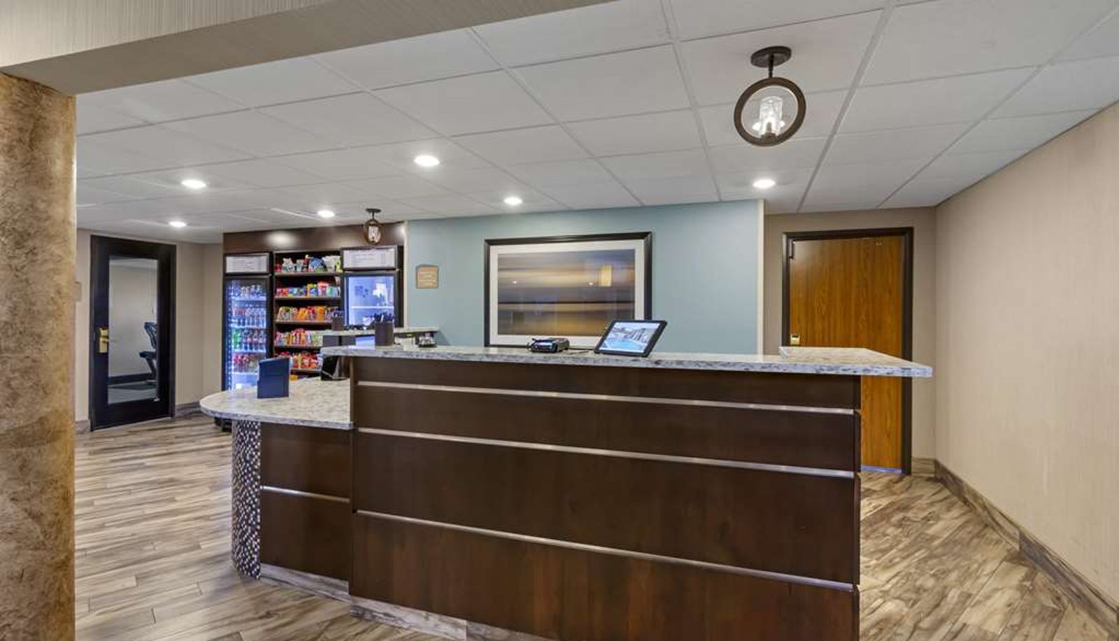 Lobby - Best Western Plus Landmark Inn