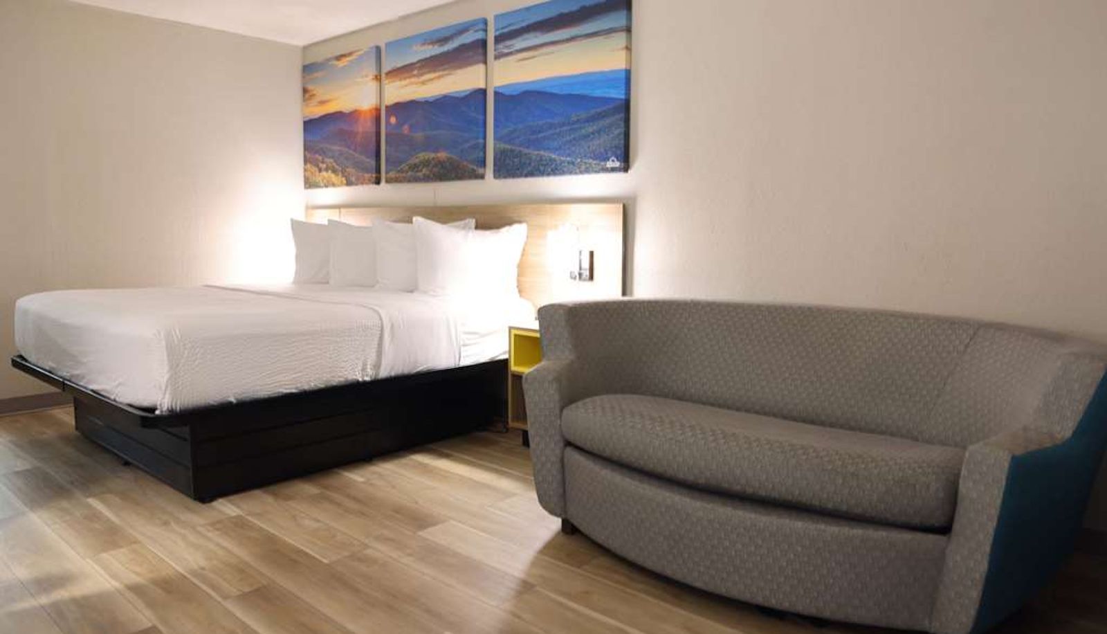 Camera - Days Inn by Wyndham Kings Dominion/Doswell