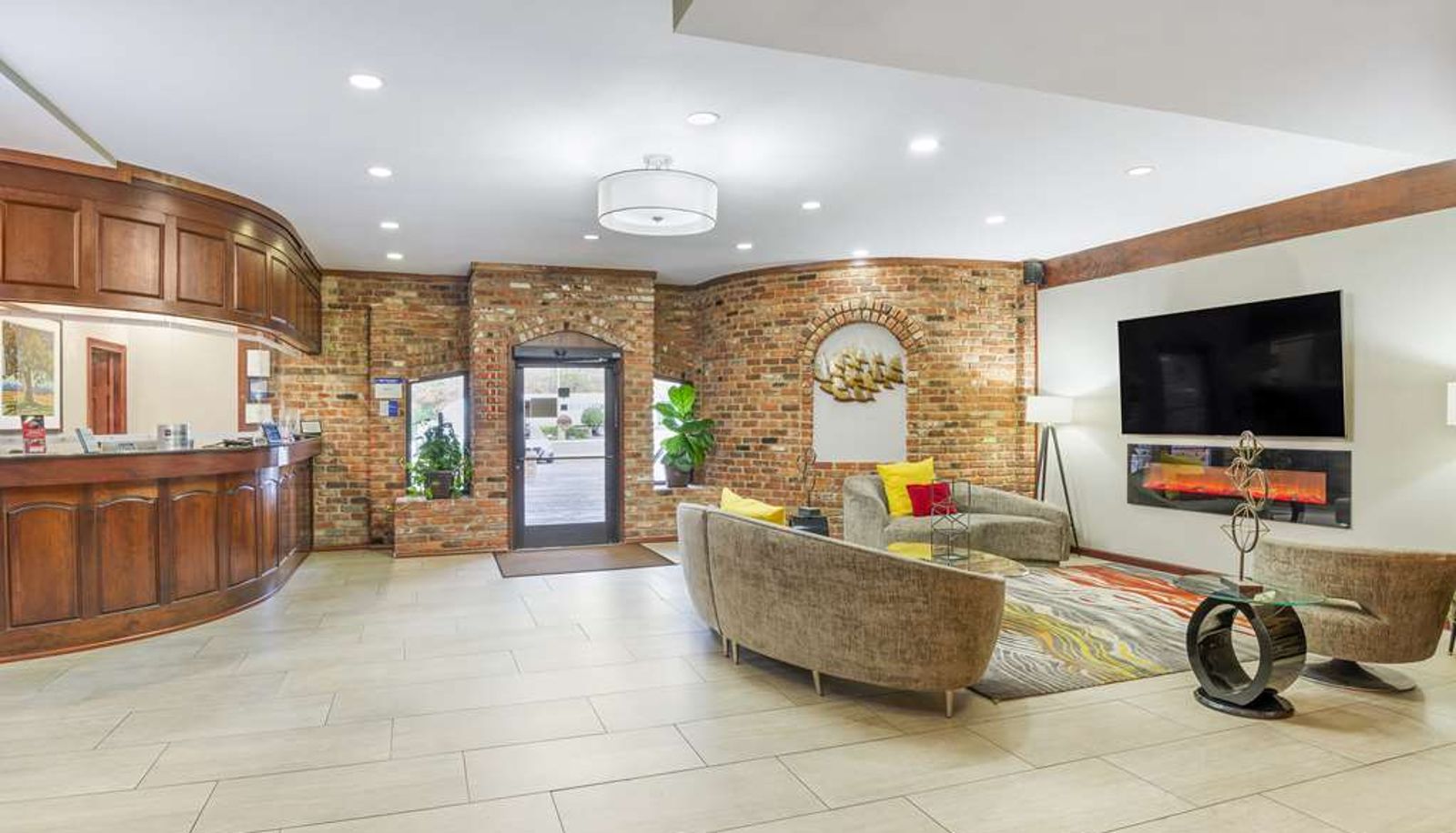 Hall - Best Western Plus Governor's Inn