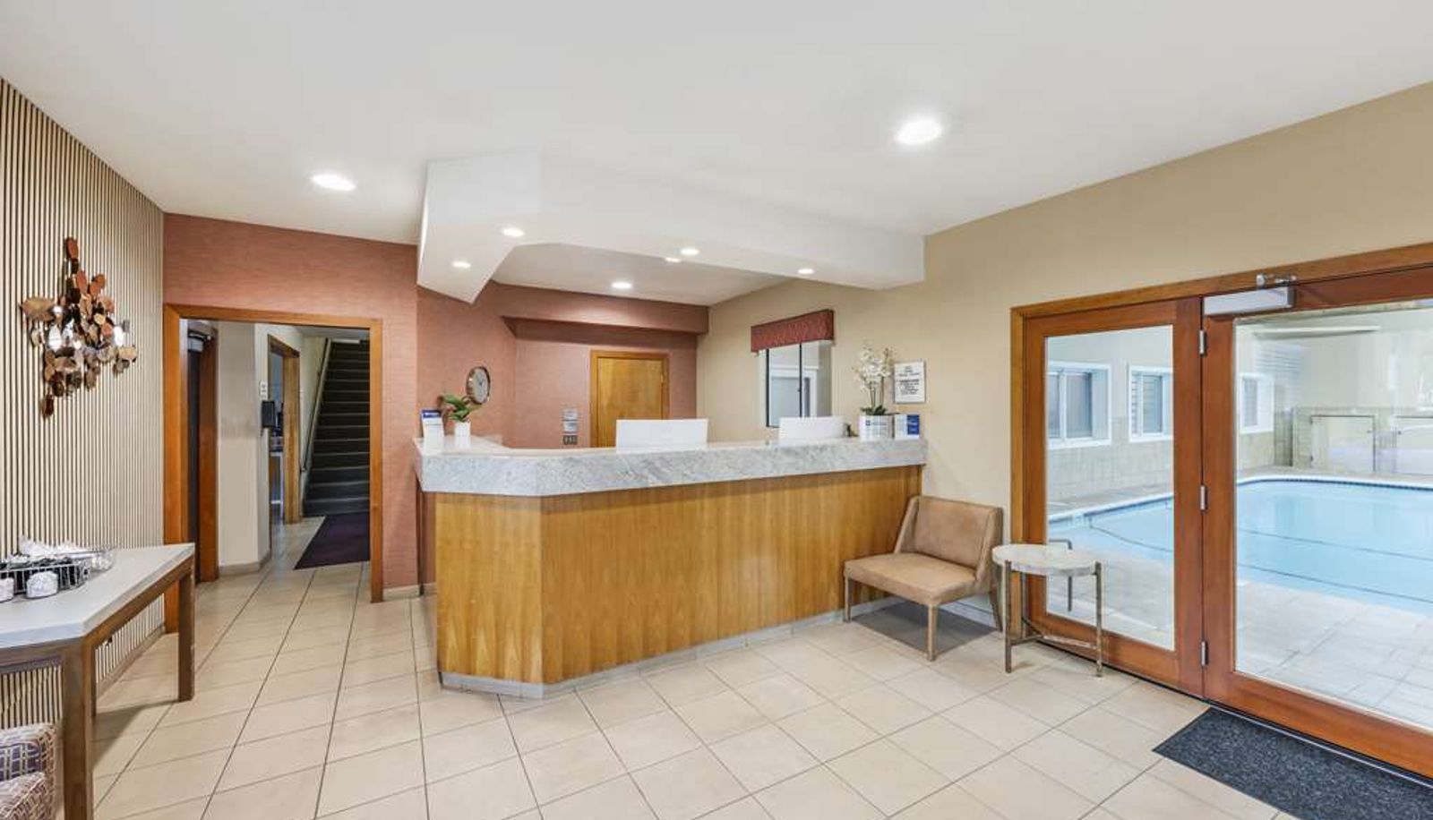 Hall - Best Western Aladdin Inn