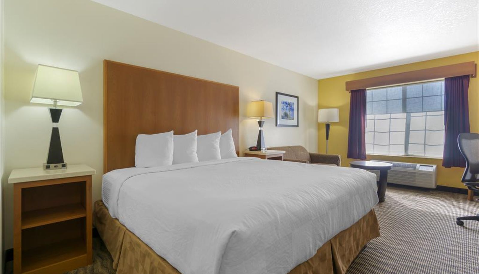 Room - Best Western Plus Park Place Inn & Suites