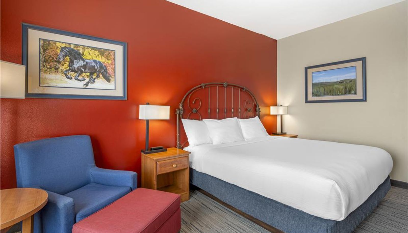 Room - Best Western Bronco Inn