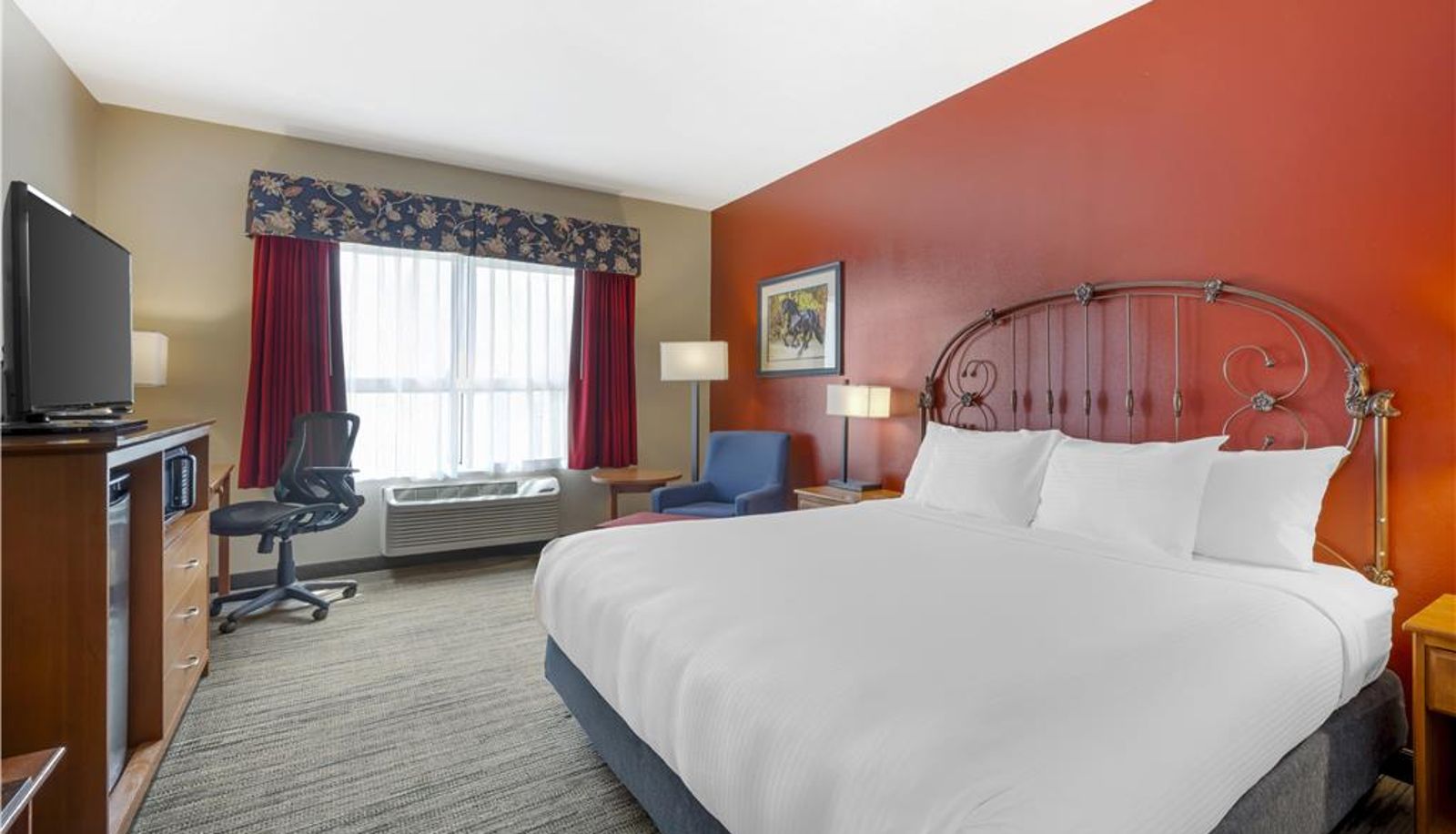Room - Best Western Bronco Inn