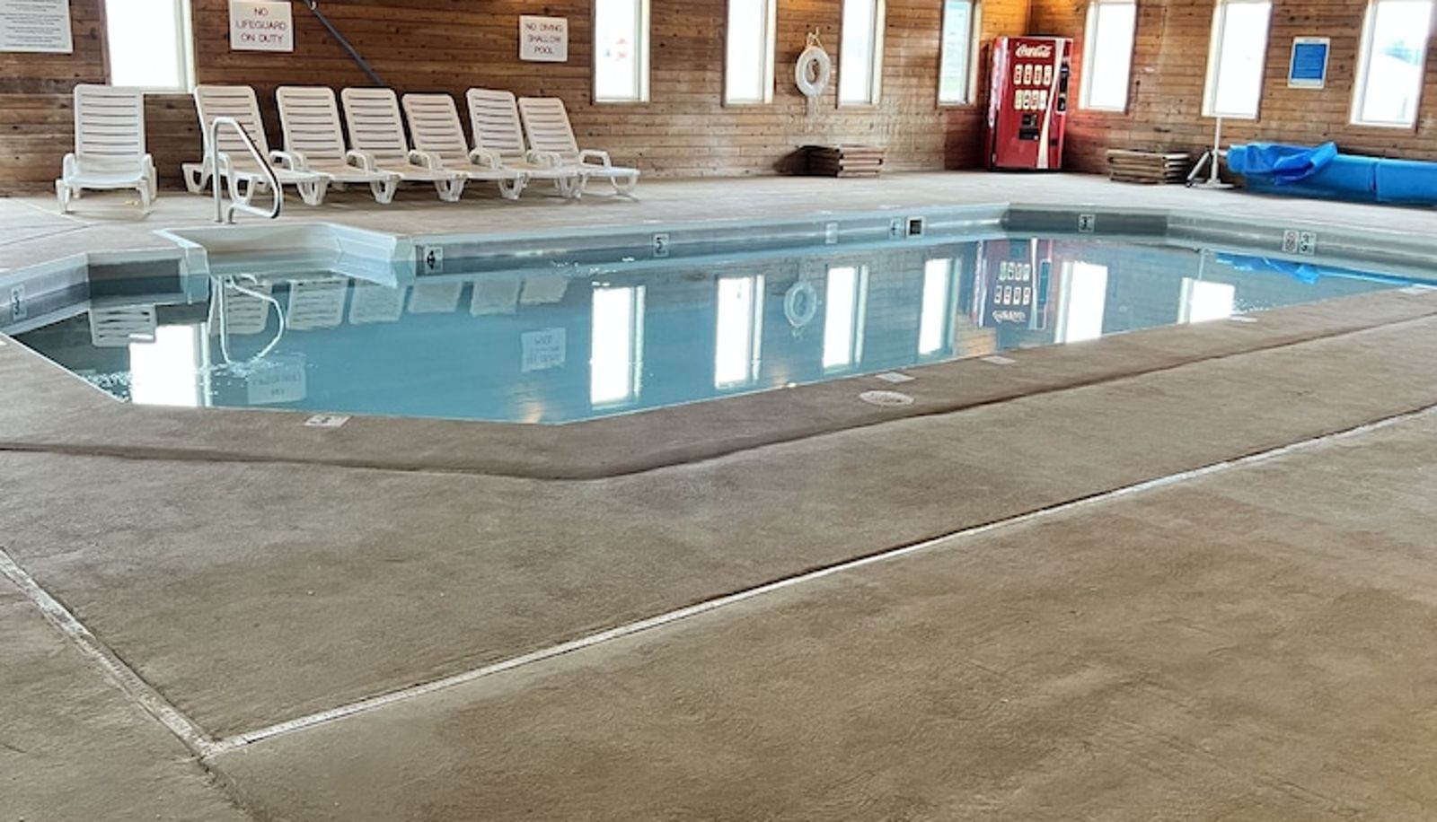 Zwembad - Serena Inn & Suites - Sundance