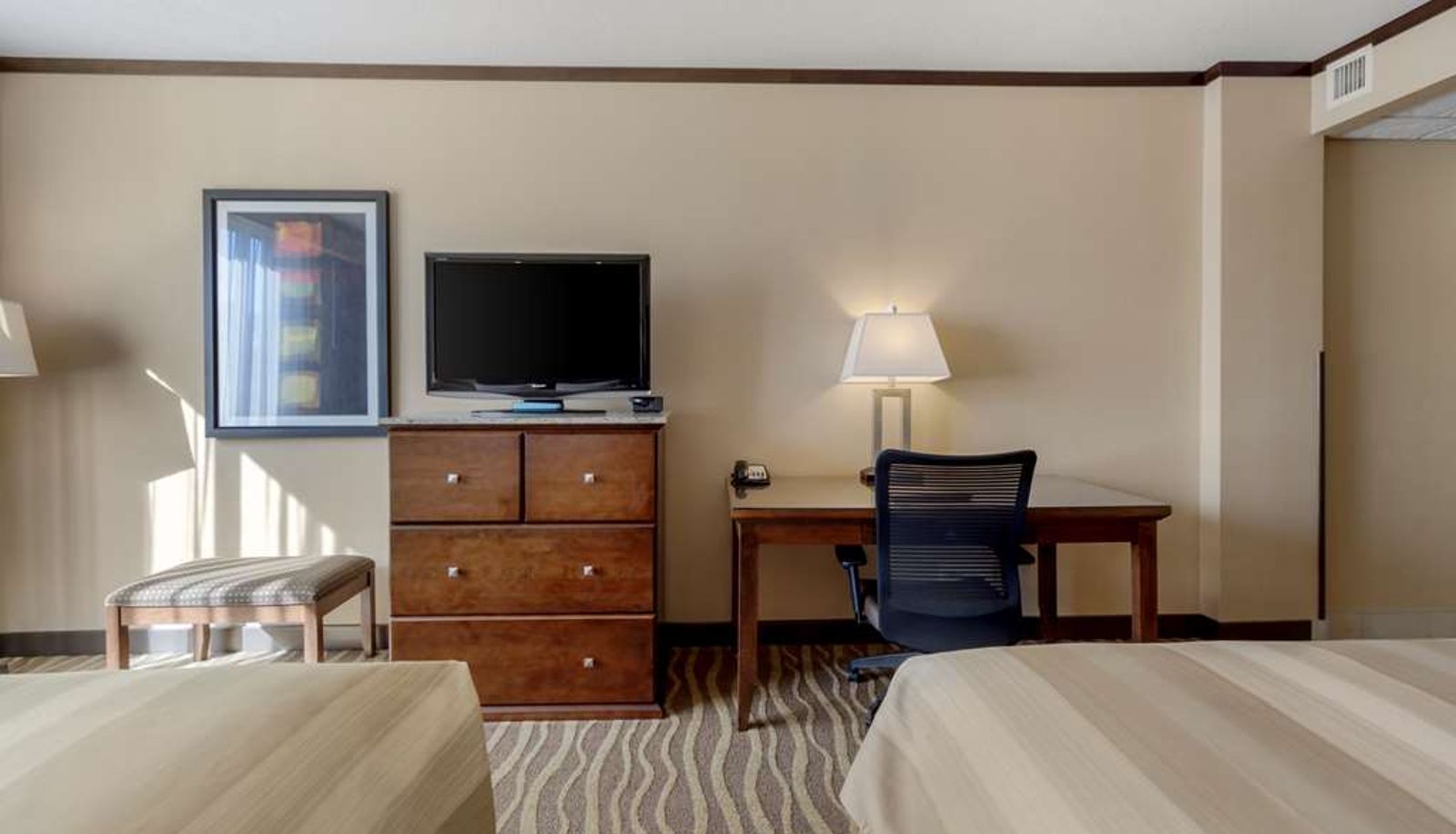 Zimmer - Best Western Premier Denham Inn & Suites