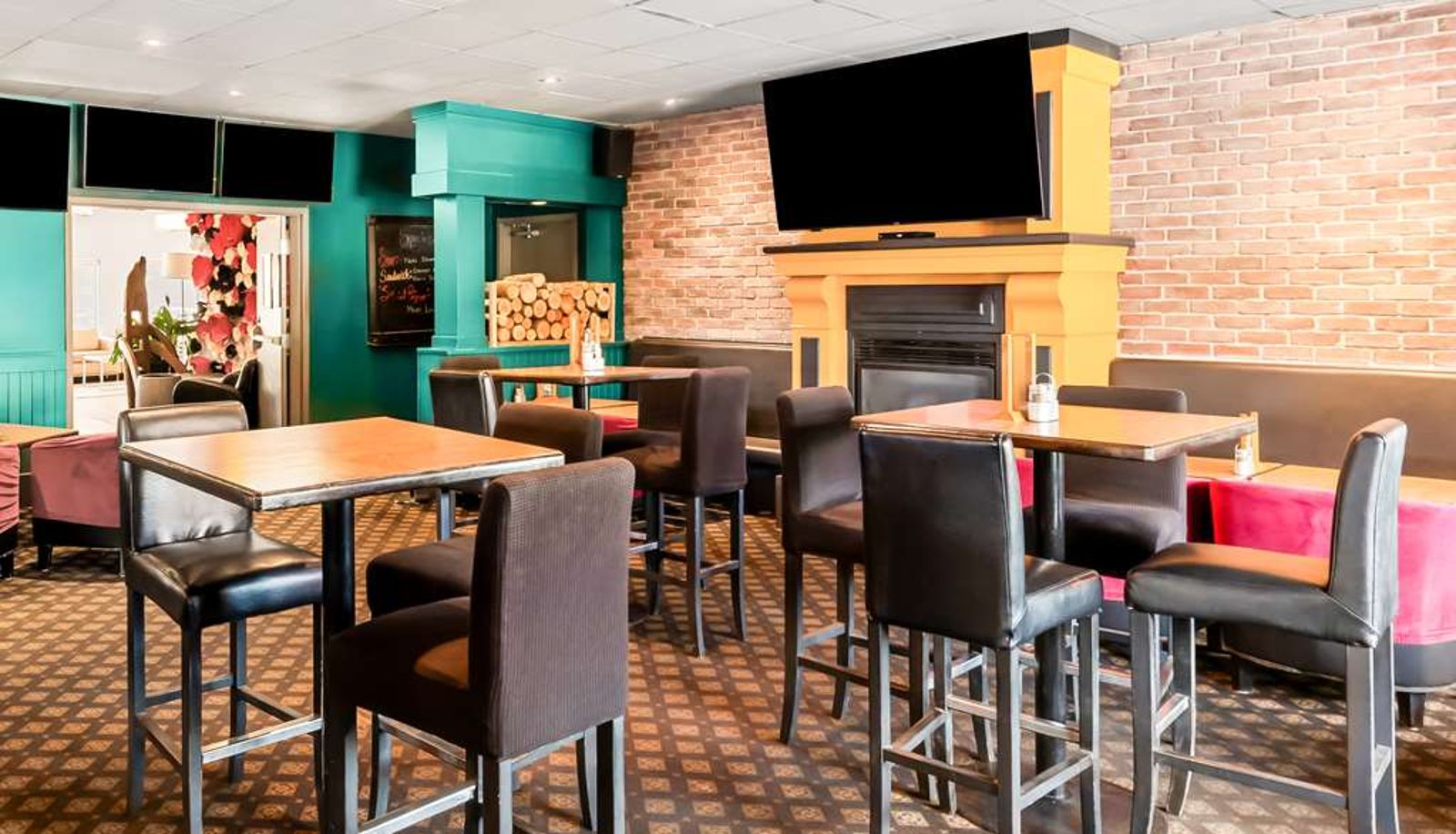 Bar - Best Western Cowichan Valley Inn