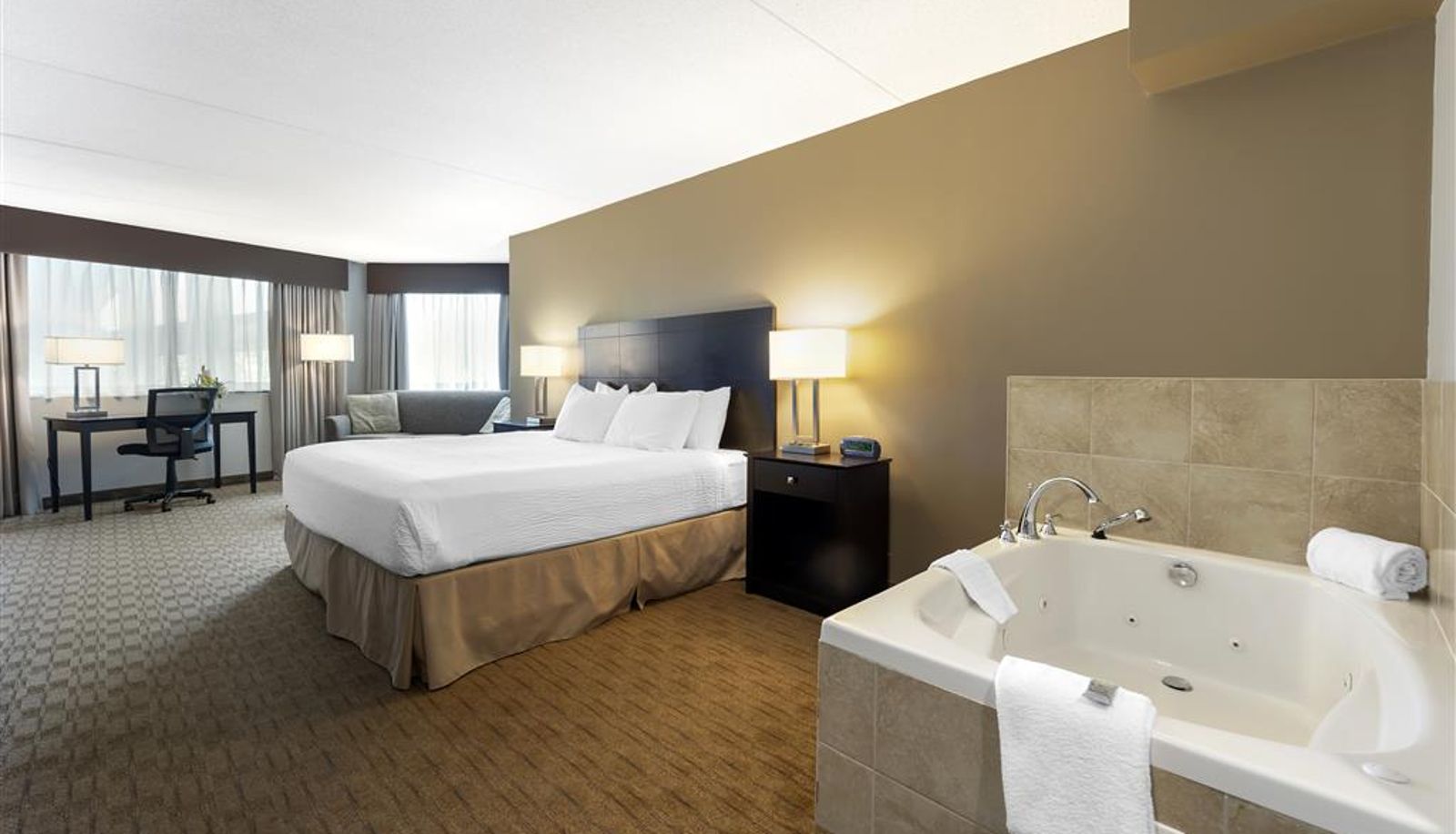 Room - Best Western Pembroke Inn & Conference Centre
