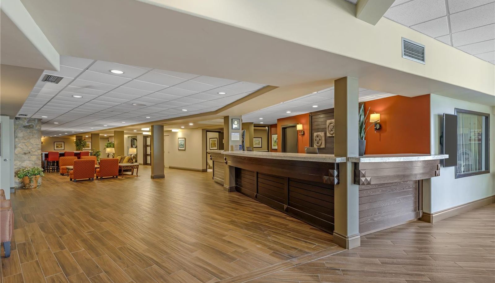 Hall - Best Western Plus Stoneridge Inn & Conference Centre