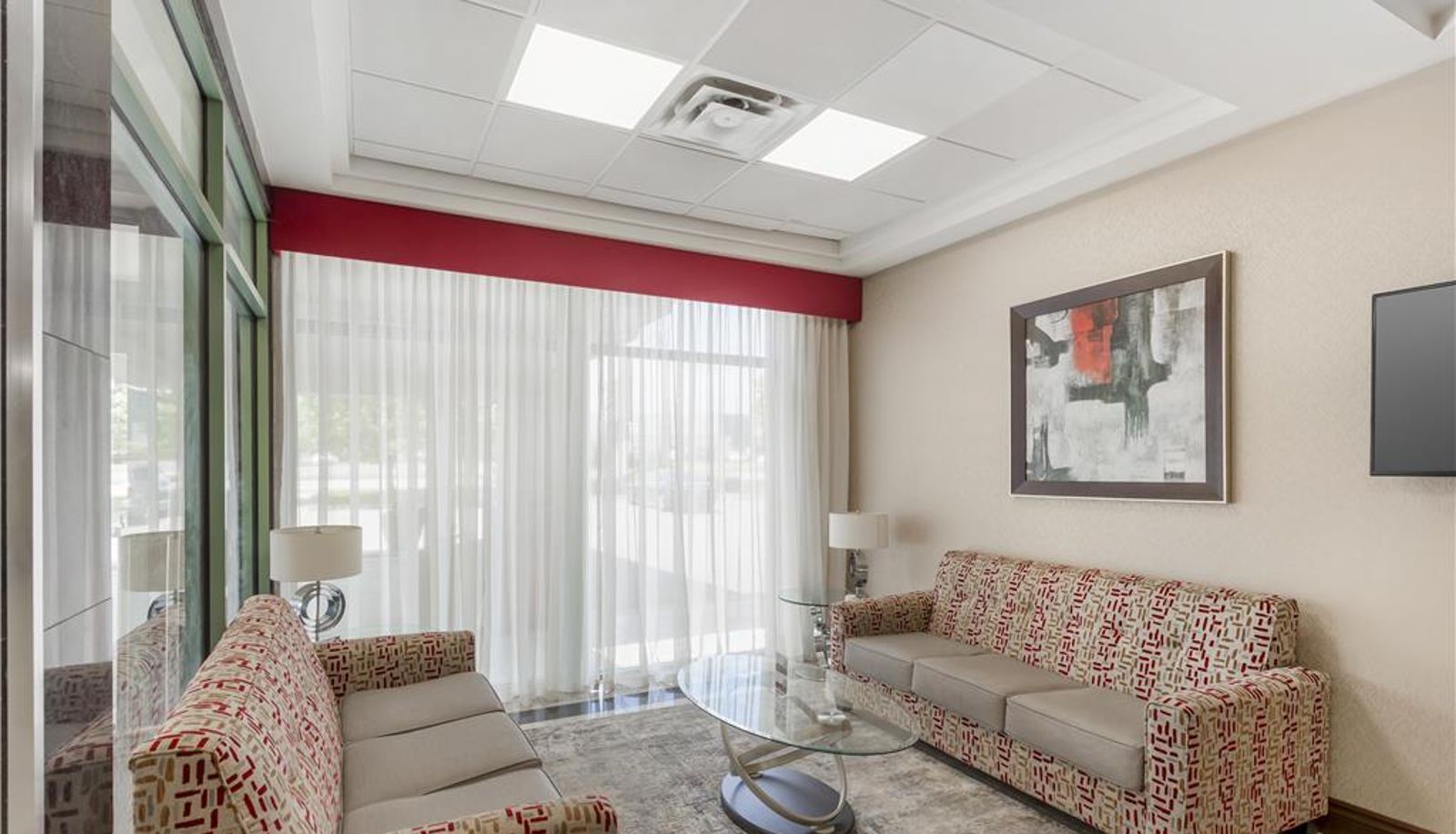 Hal - Best Western Plus Travel Hotel Toronto Airport