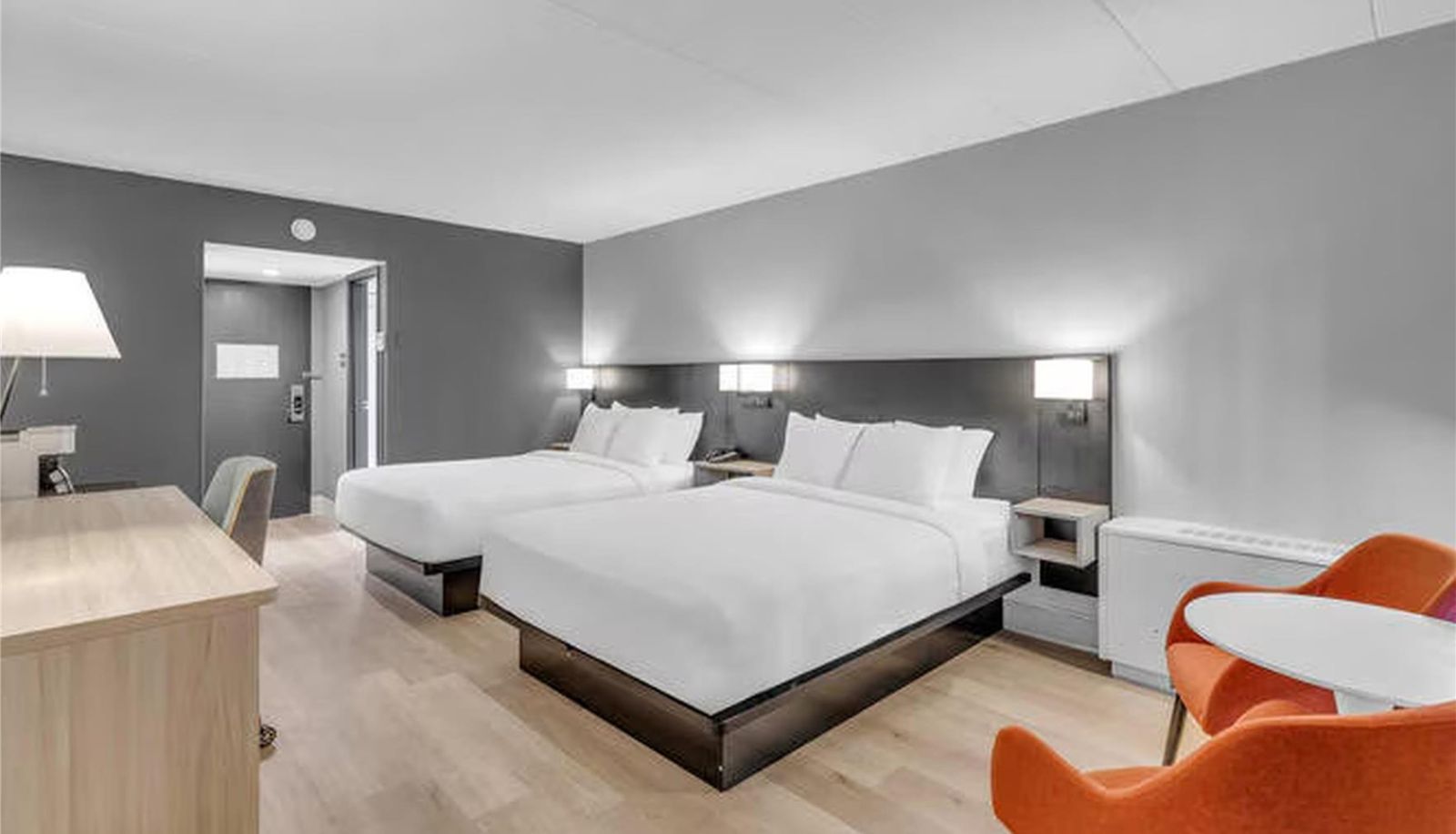 Room - Seven Oaks Hotel Regina SureStay Collection by Best Western