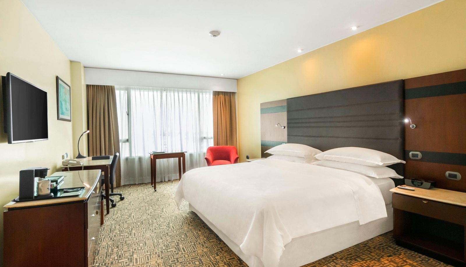 Camera - Sheraton Guayaquil Hotel