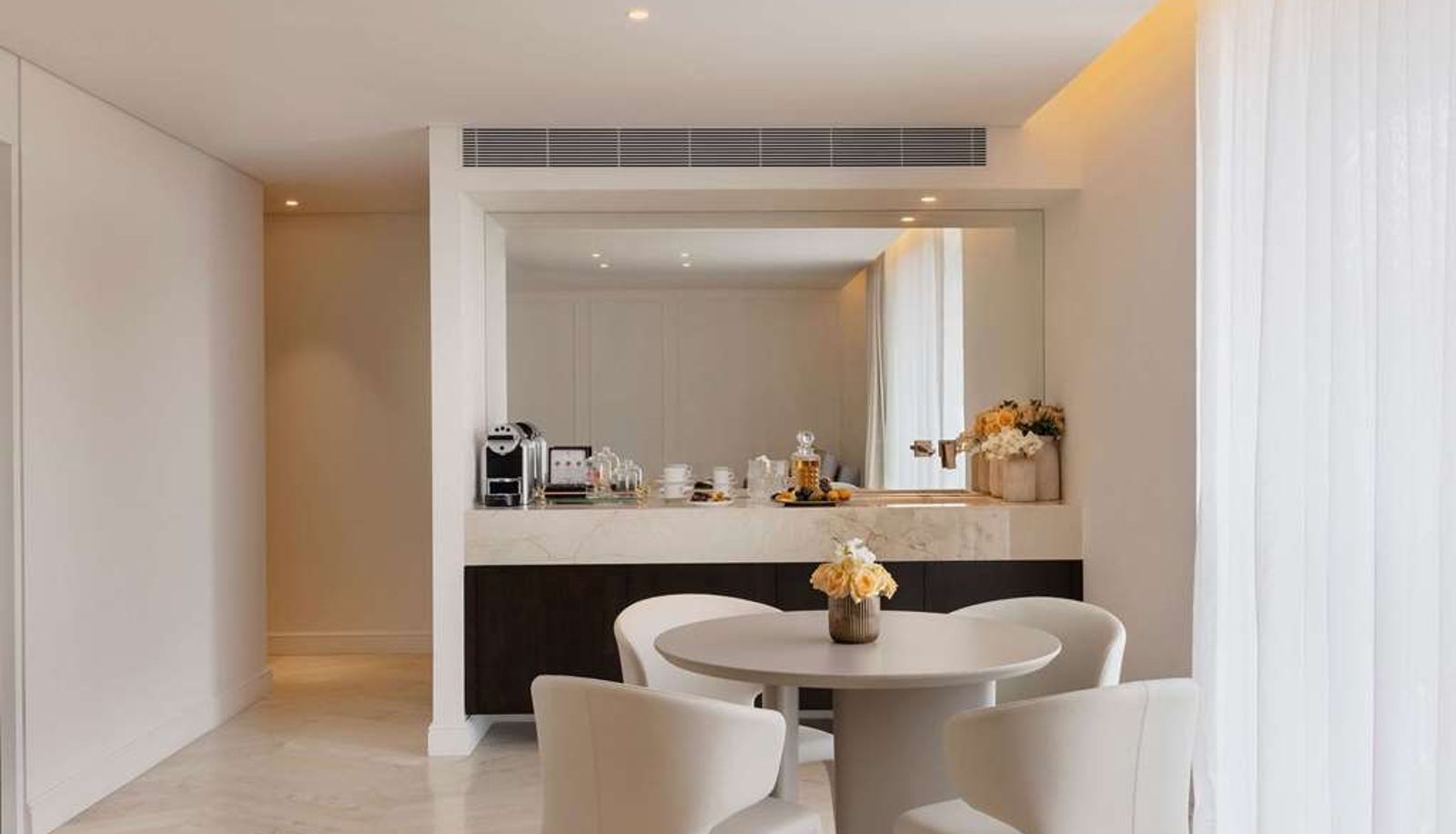 Zimmer - Theatron Jerusalem Hotel & Spa MGallery Collection
