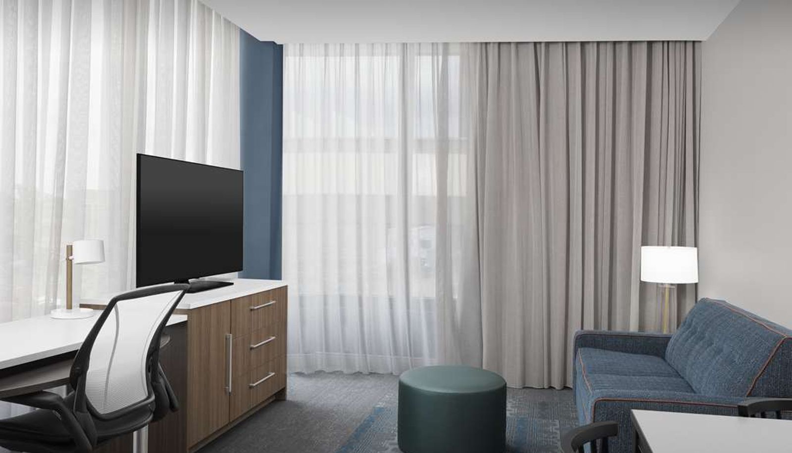 Zimmer - Home2 Suites by Hilton Falls Church