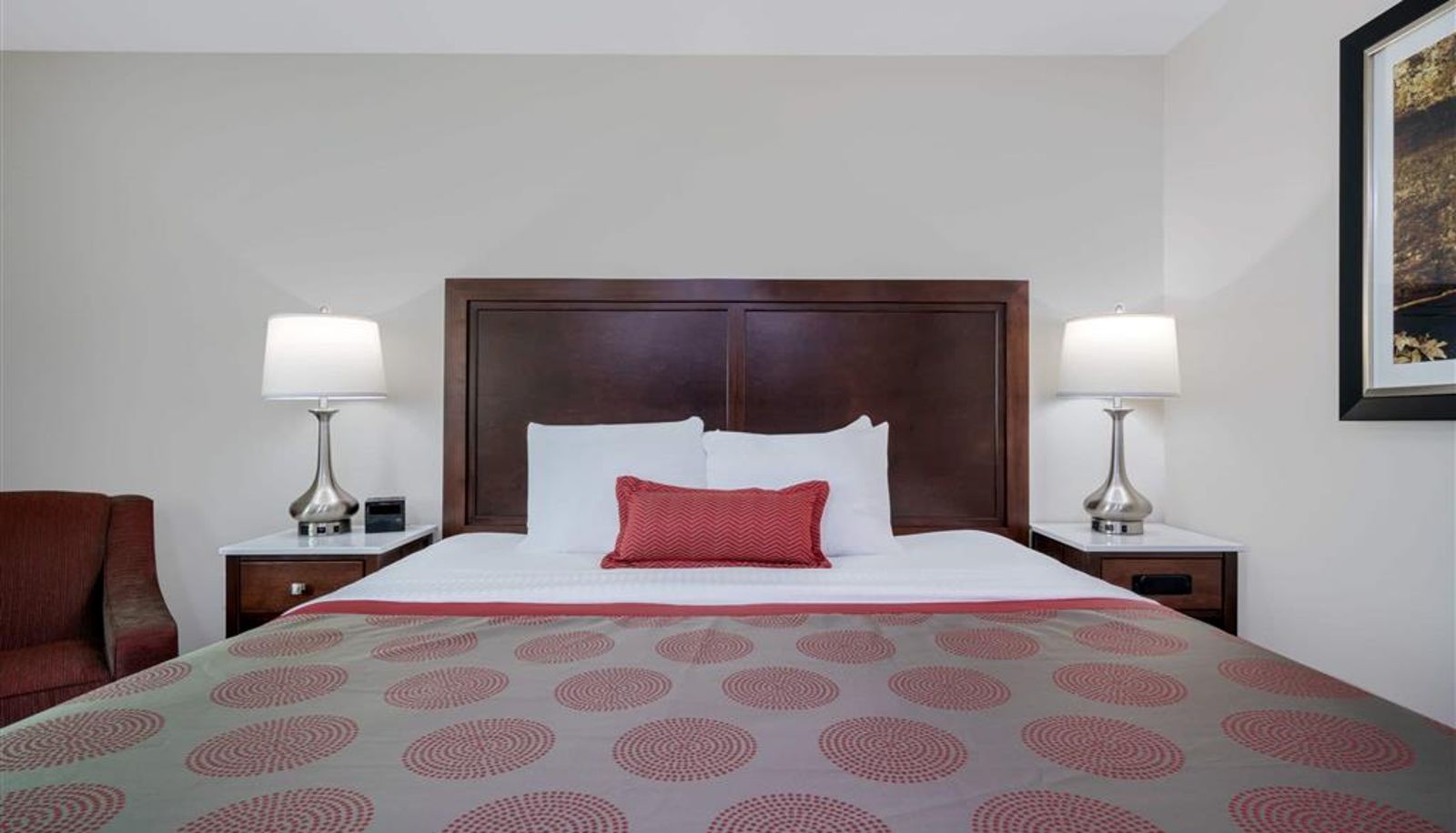 Camera - Ramada by Wyndham Minneapolis Golden Valley
