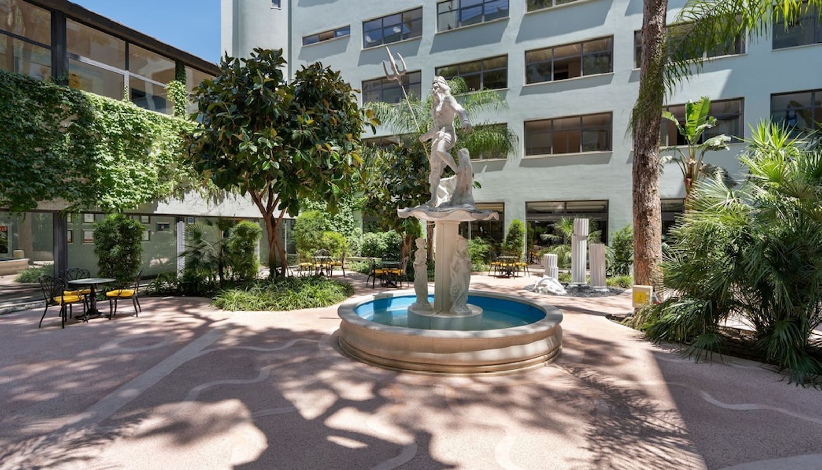Hotel outdoor area - Limak Atlantis De Luxe Hotel & Resort - All Inclusive
