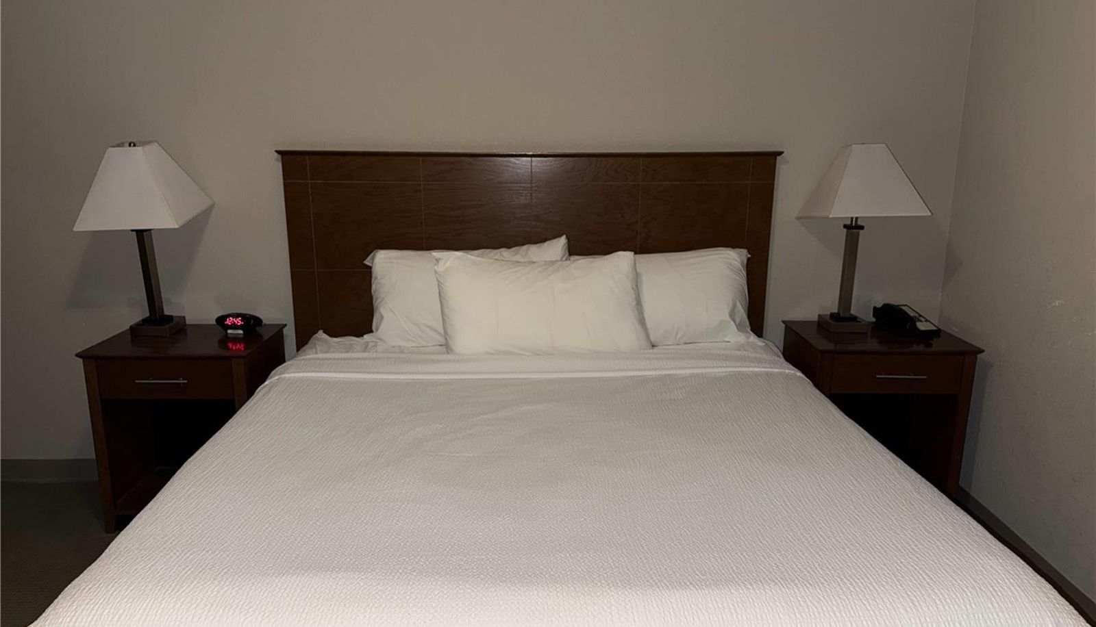 Zimmer - Super 8 by Wyndham Fort St. John BC