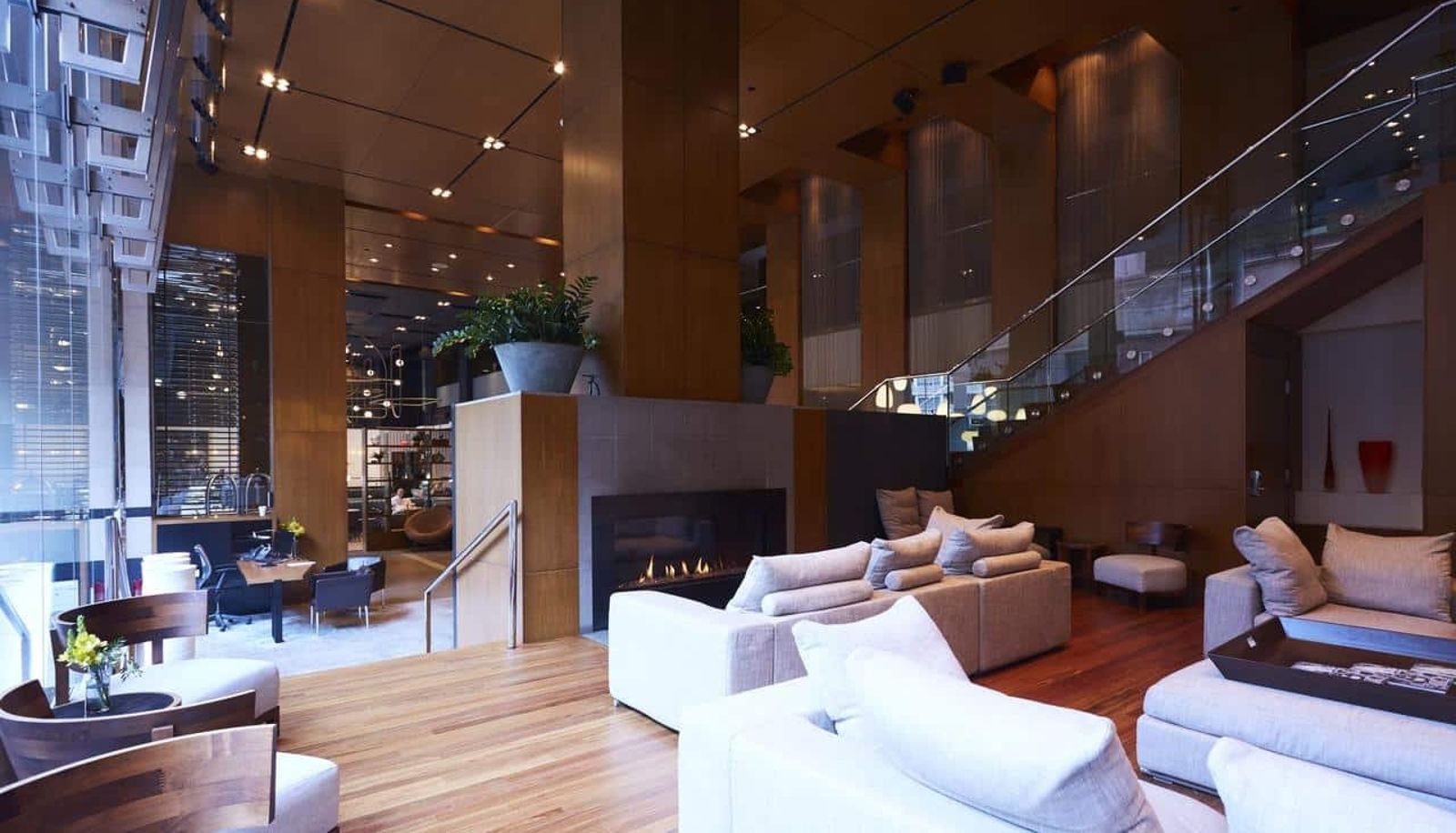 Hall - Le Germain Hotel Toronto Merce
