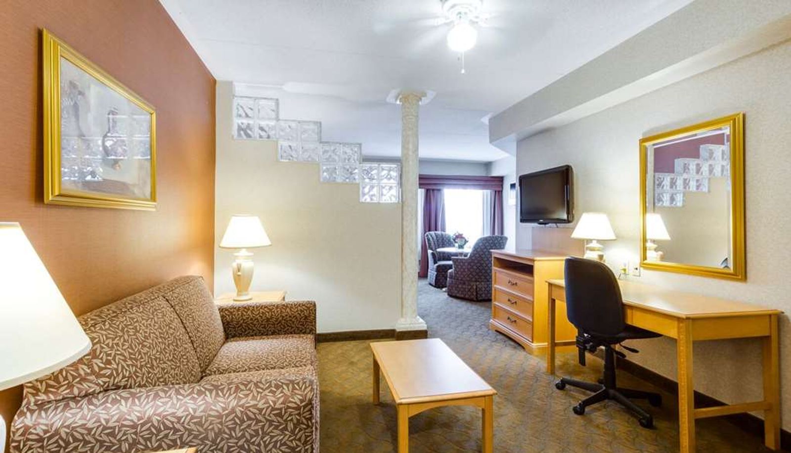 Info - Monte Carlo Inn Brampton Suites