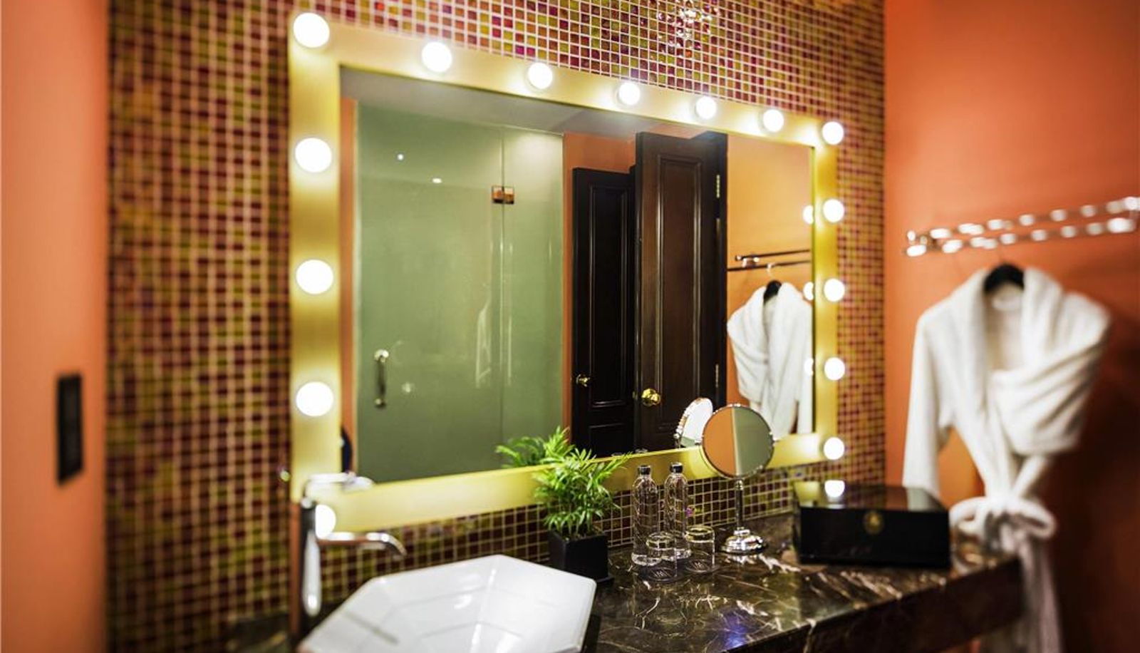 Zimmer - Hotel de l'Opera Hanoi - MGallery Collection