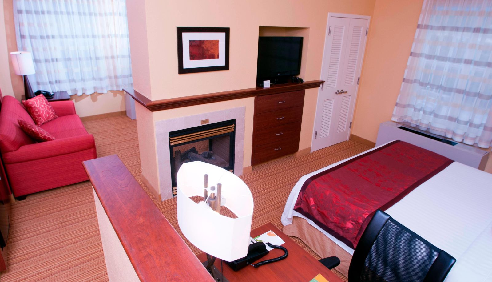 Room - Courtyard by Marriott Middlebury