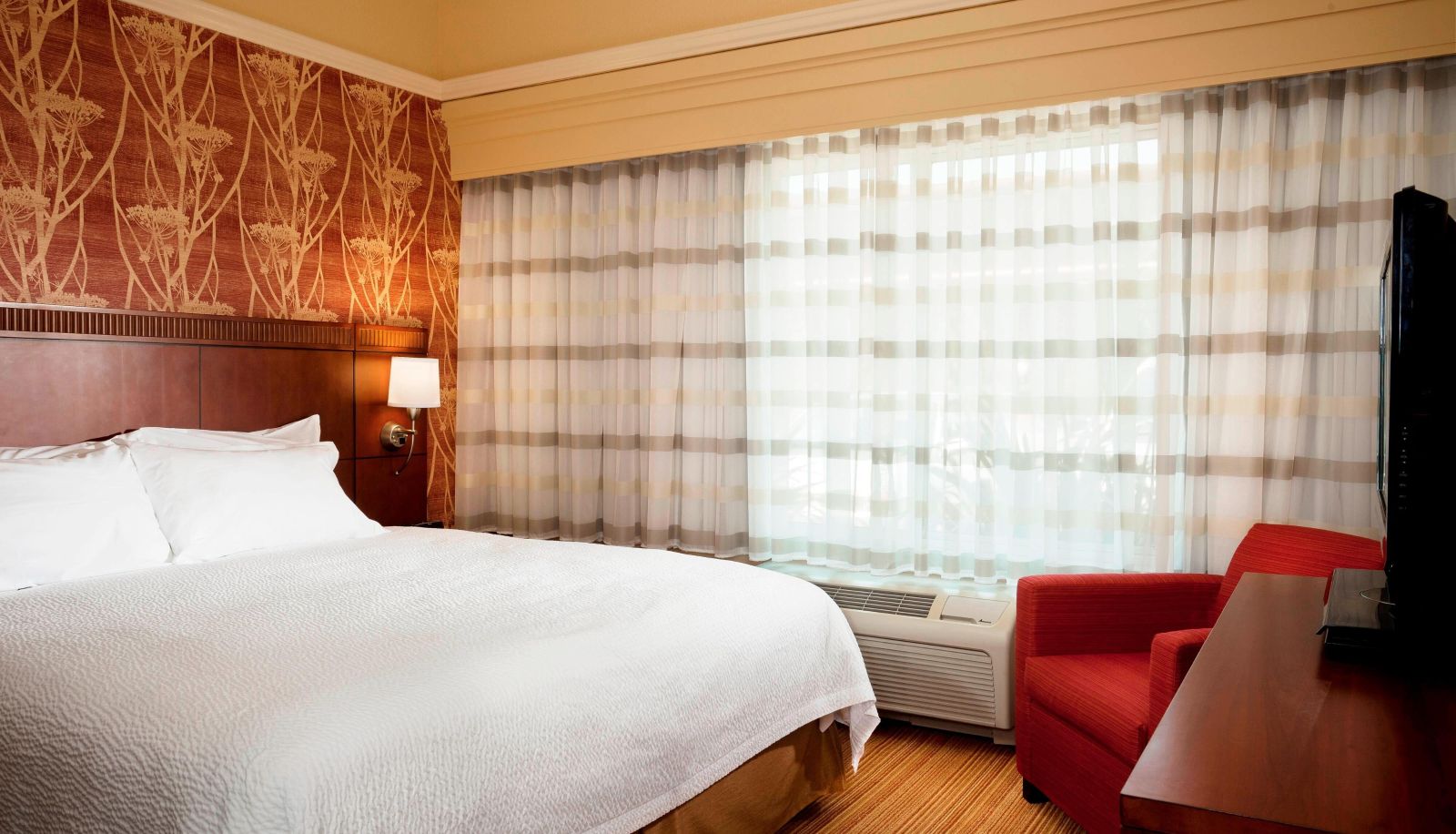 Room - Courtyard by Marriott Ventura Simi Valley