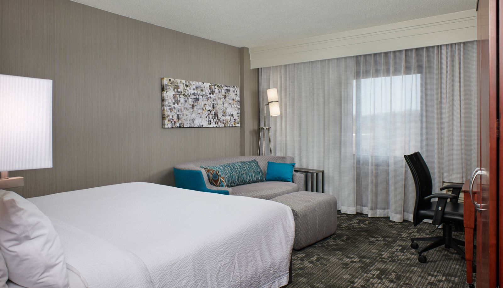Zimmer - Courtyard by Marriott Bristol