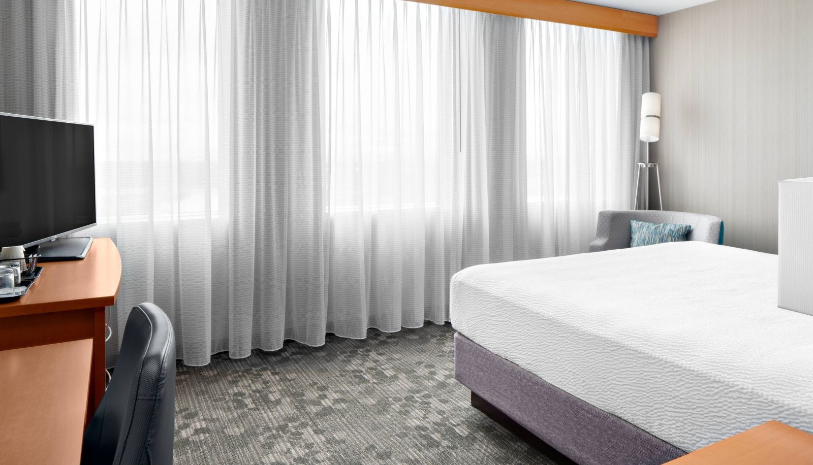 Habitación - Courtyard by Marriott Edmonton Downtown