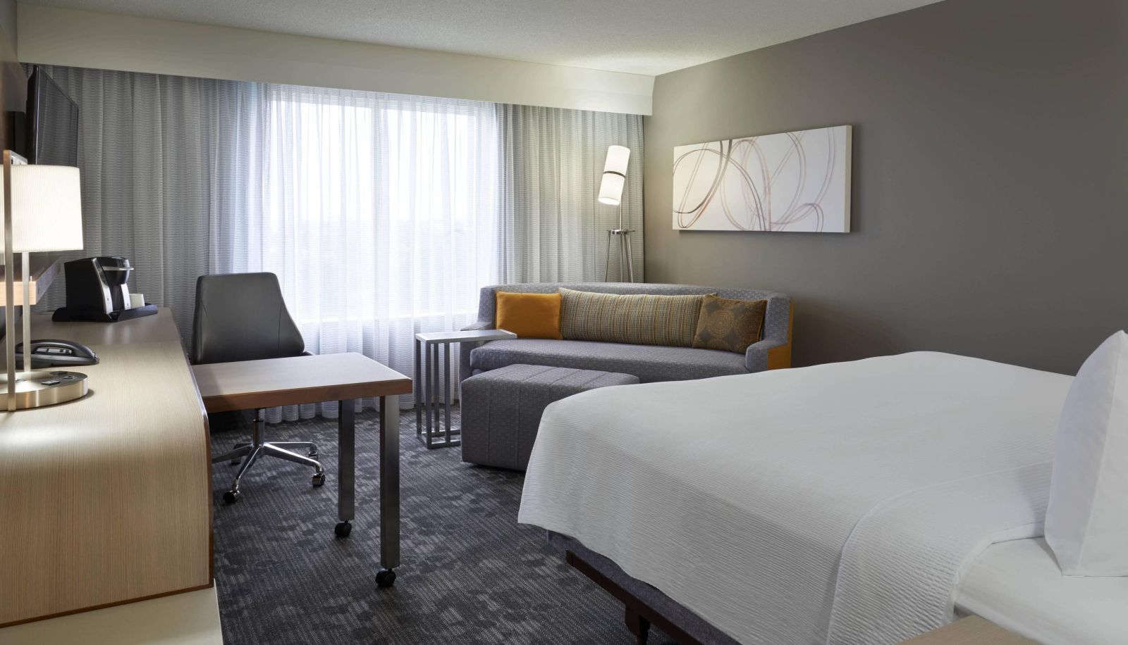 Zimmer - Courtyard by Marriott Toronto Airport