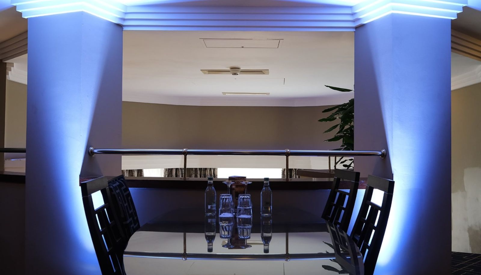 Room - Crowne Plaza LIVERPOOL JOHN LENNON AIRPORT by IHG