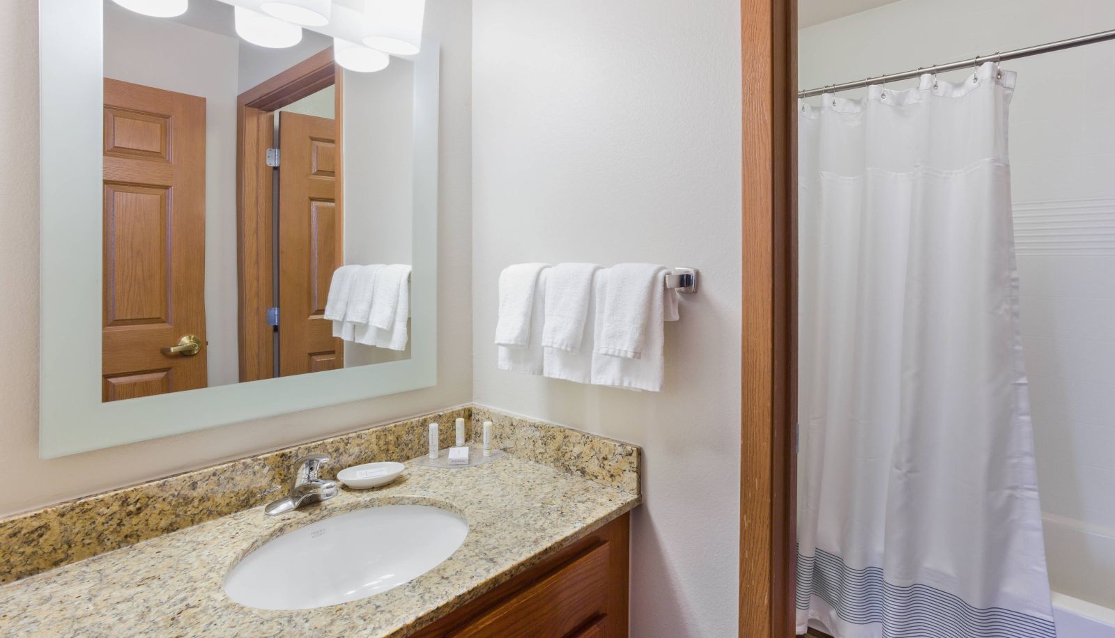 Zimmer - TownePlace Suites by Marriott Minneapolis West St Louis Park
