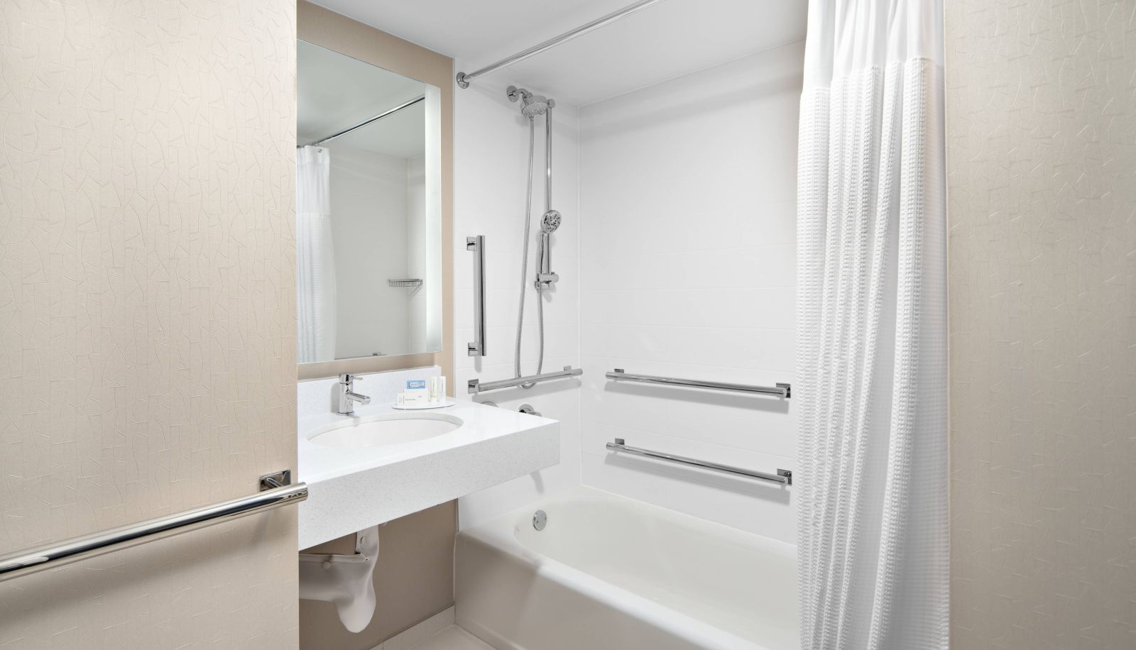 Zimmer - SpringHill Suites by Marriott Houston Hobby Airport