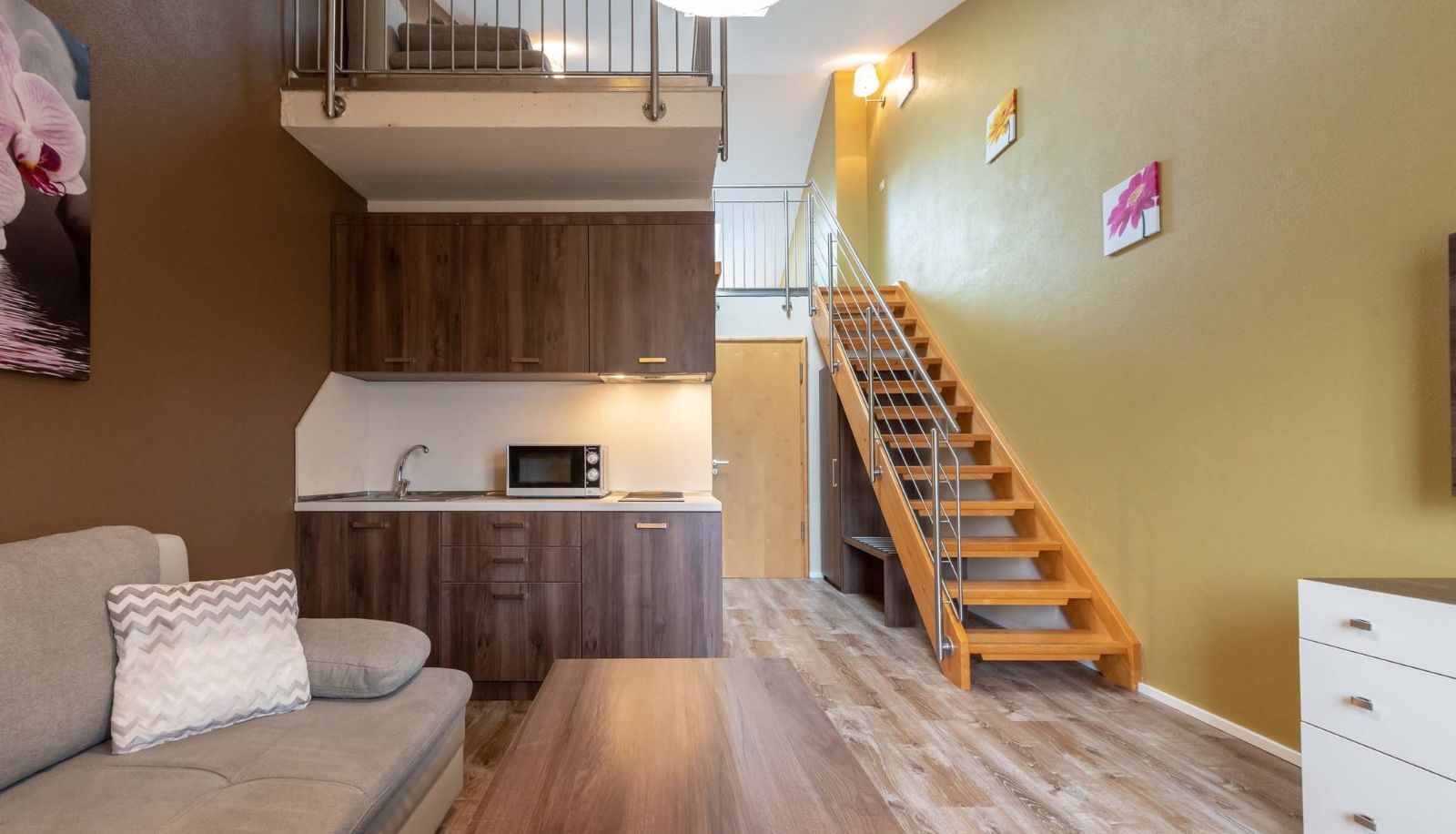 Información - Empress Boutique Hotel München